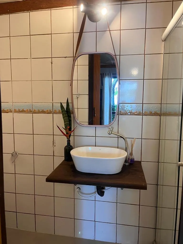 Bathroom in Praia Comprida Flats