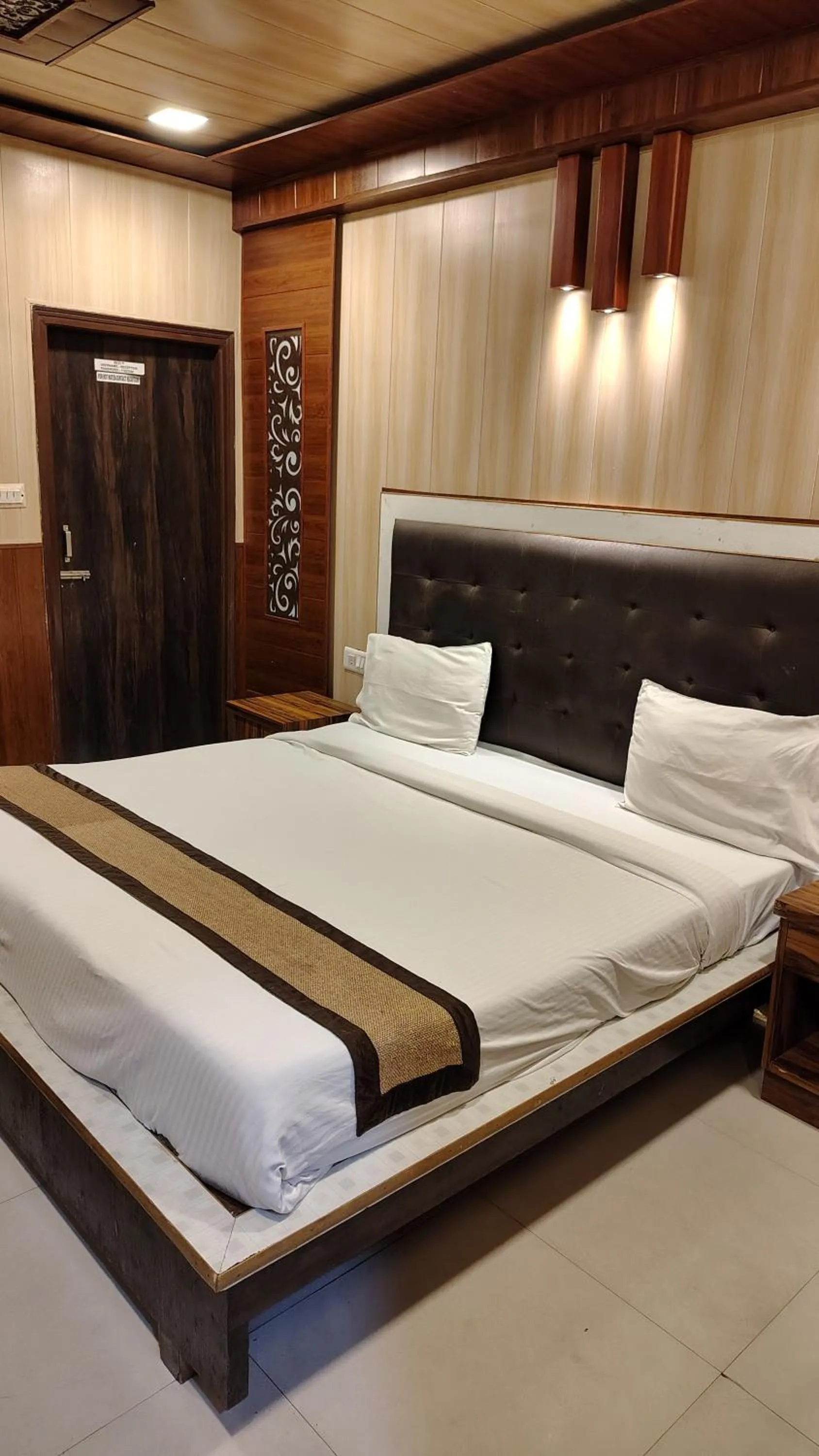 Bed in Bedweiser Backpackers Hostel