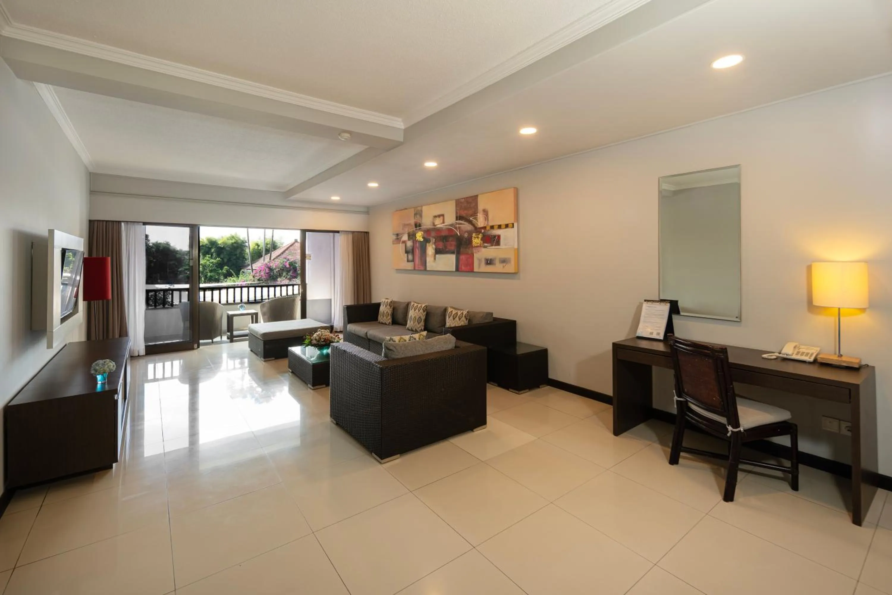 Living room in Prime Plaza Suites Sanur – Bali