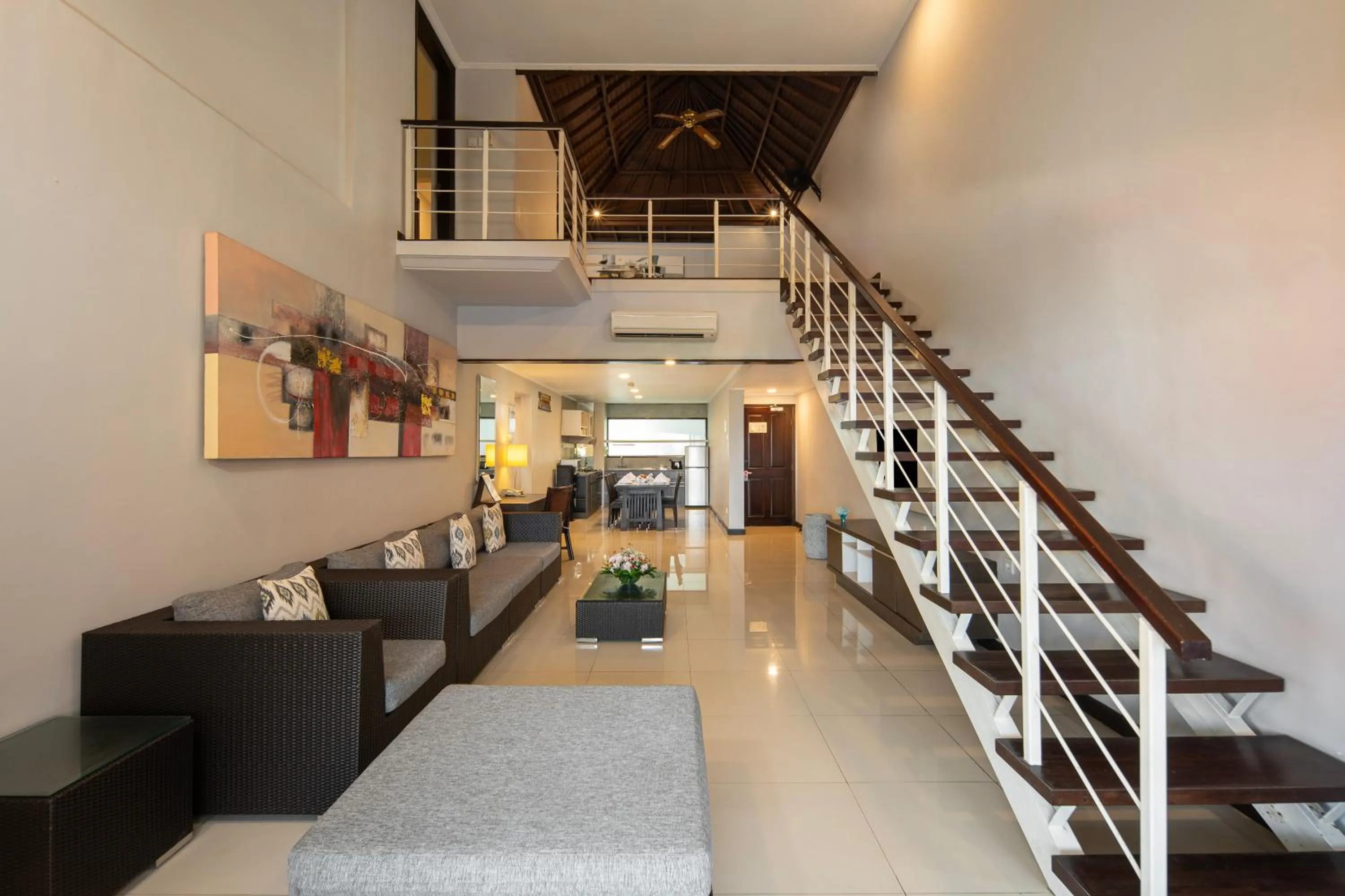 Living room in Prime Plaza Suites Sanur – Bali