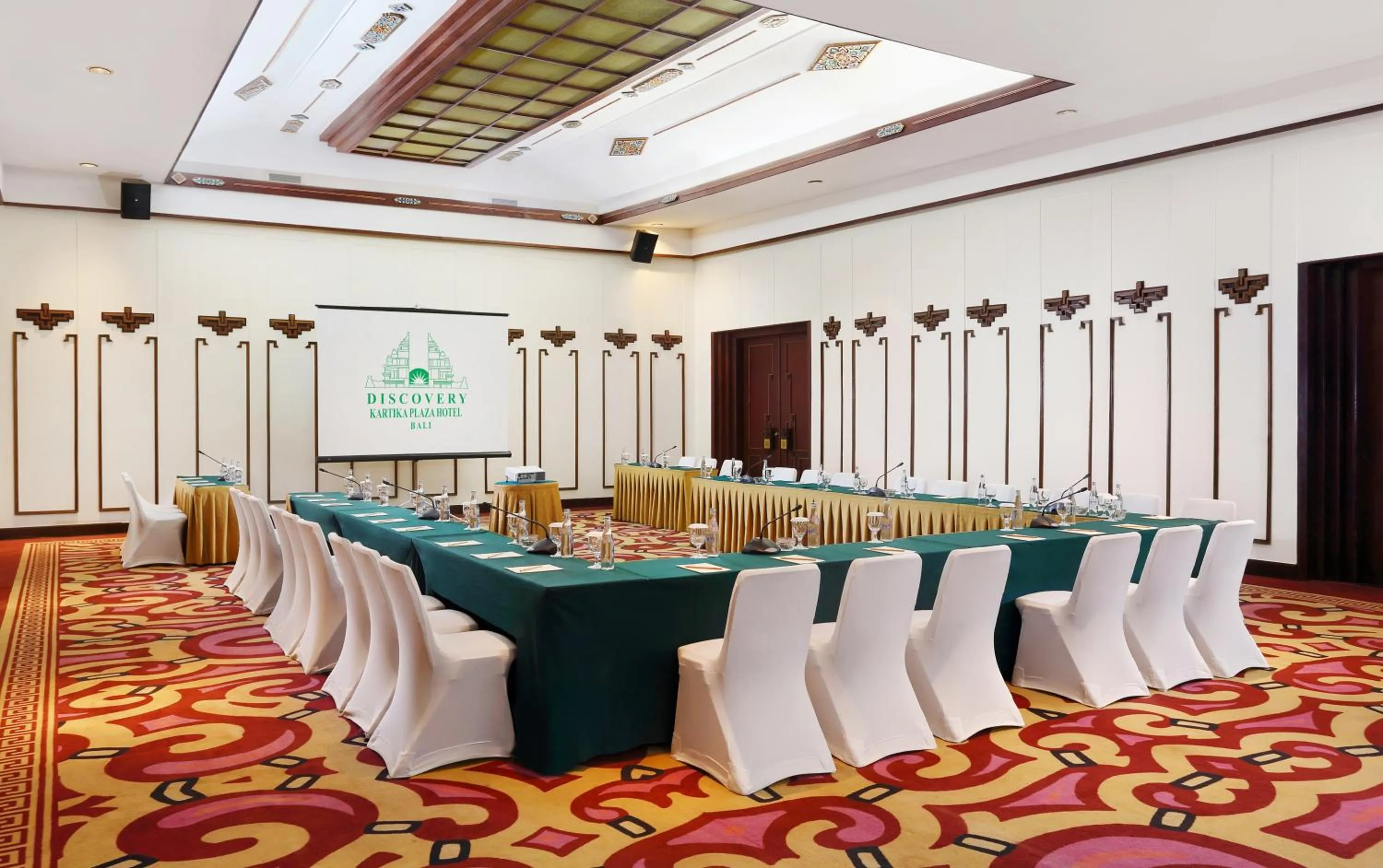 Meeting/conference room in Discovery Kartika Plaza Hotel