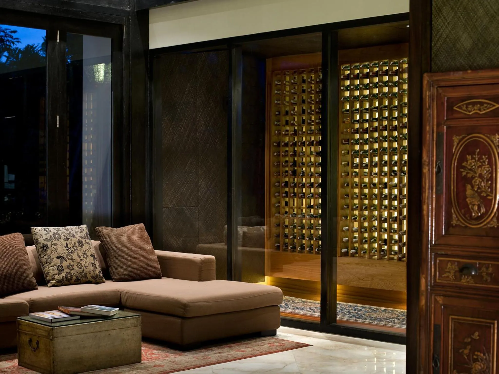 Living room in The Royal Santrian