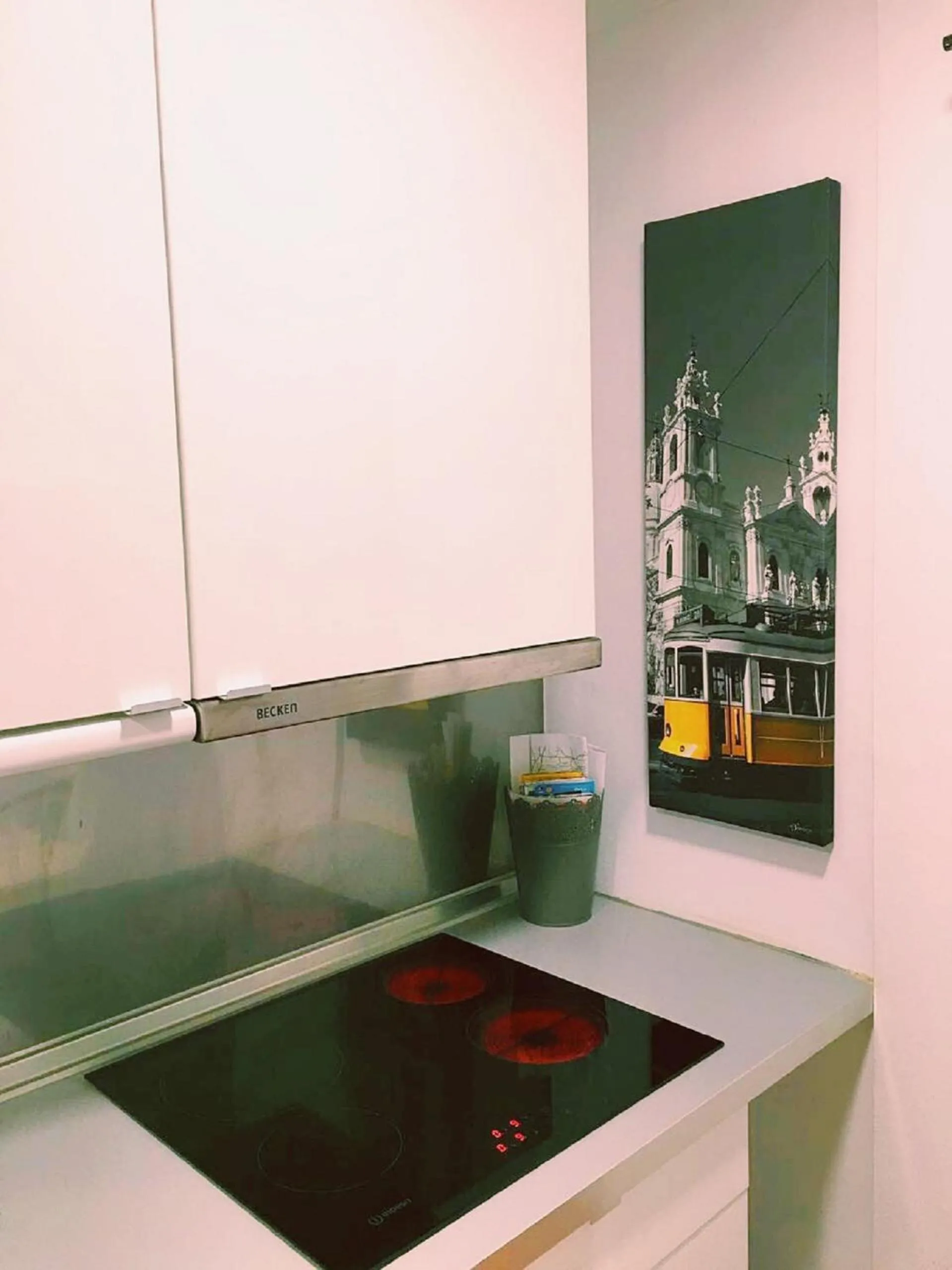 Kitchen or kitchenette in Casa do Garcês by Lisbon Village Apartments