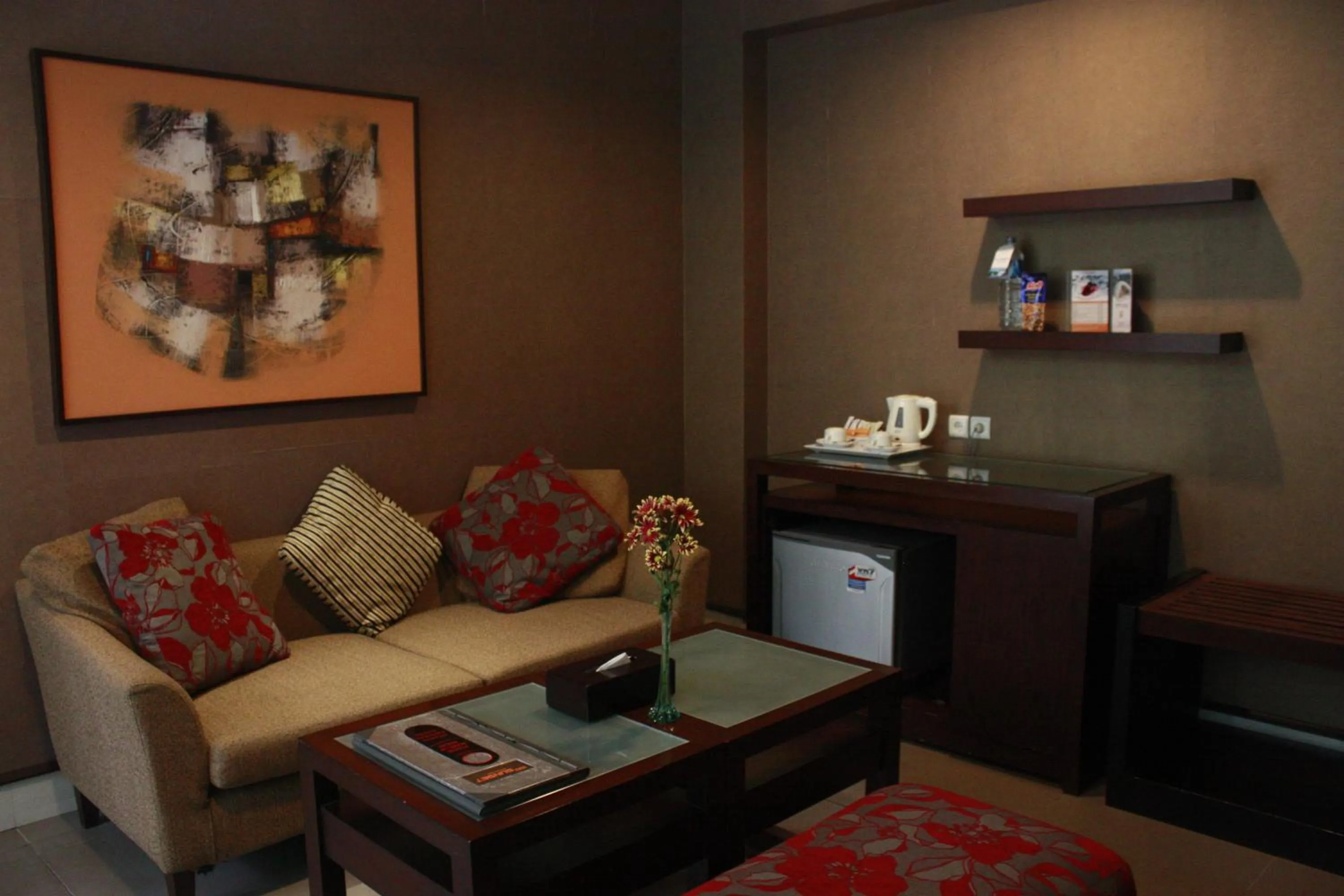 Living room, Seating Area in 100 Sunset Boutique