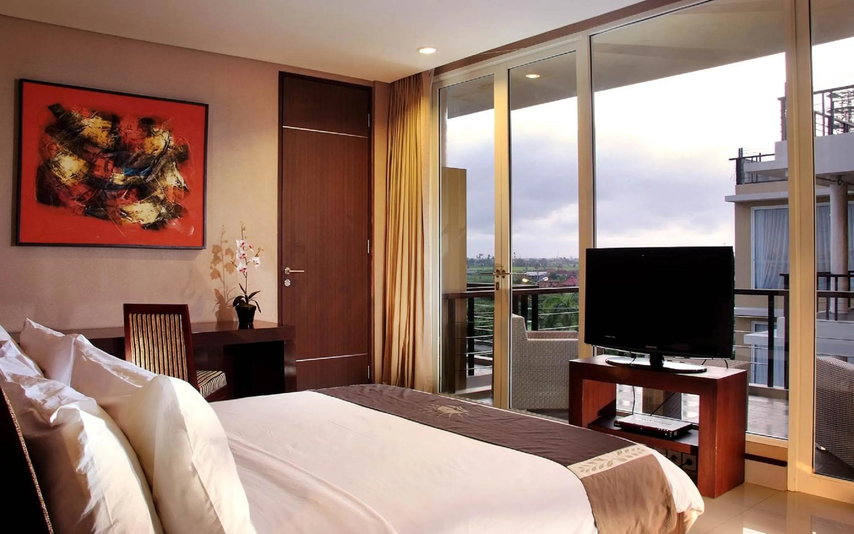 Bed, TV/Entertainment Center in 100 Sunset Boutique