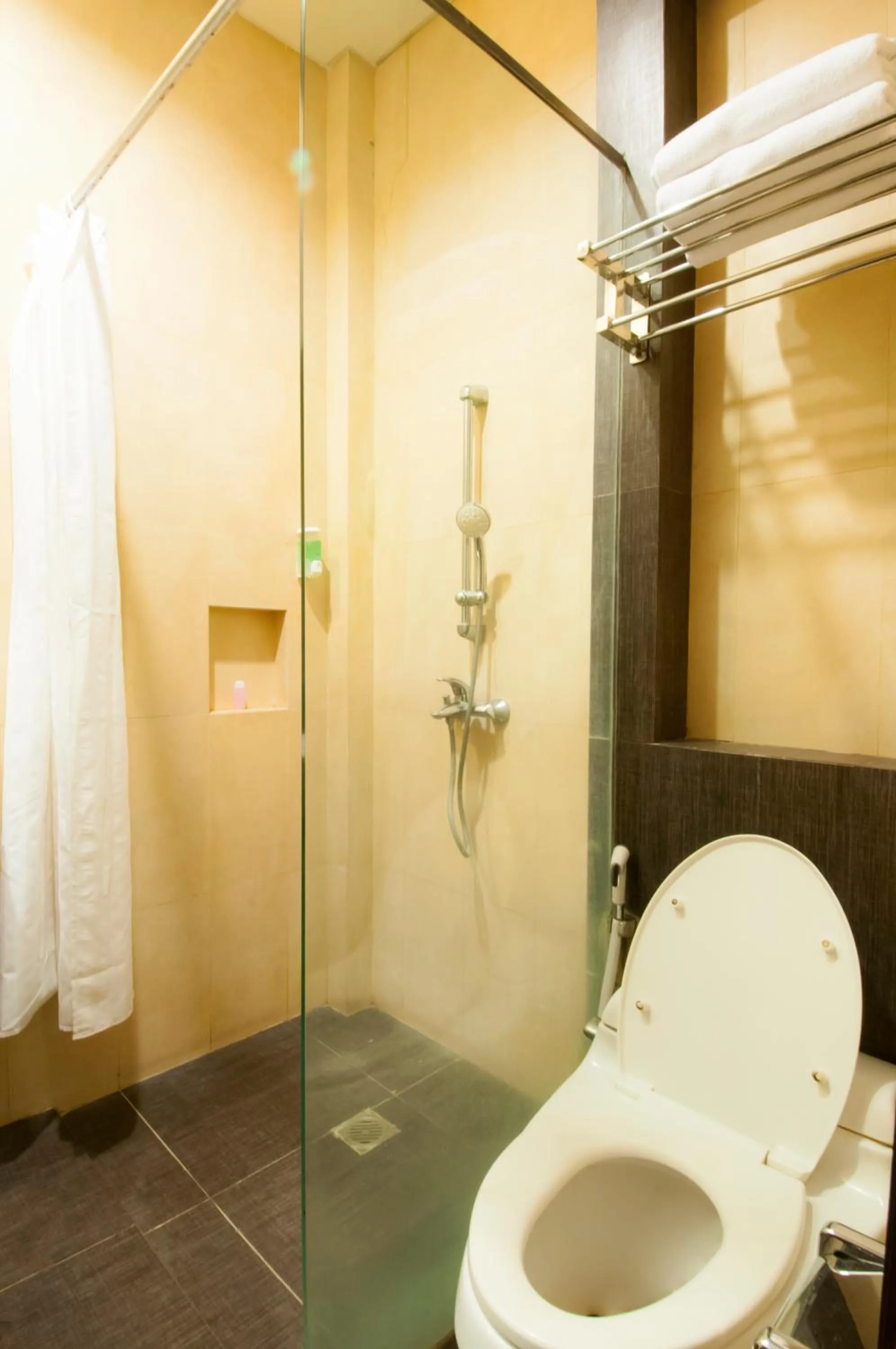 Bathroom in 100 Sunset Boutique