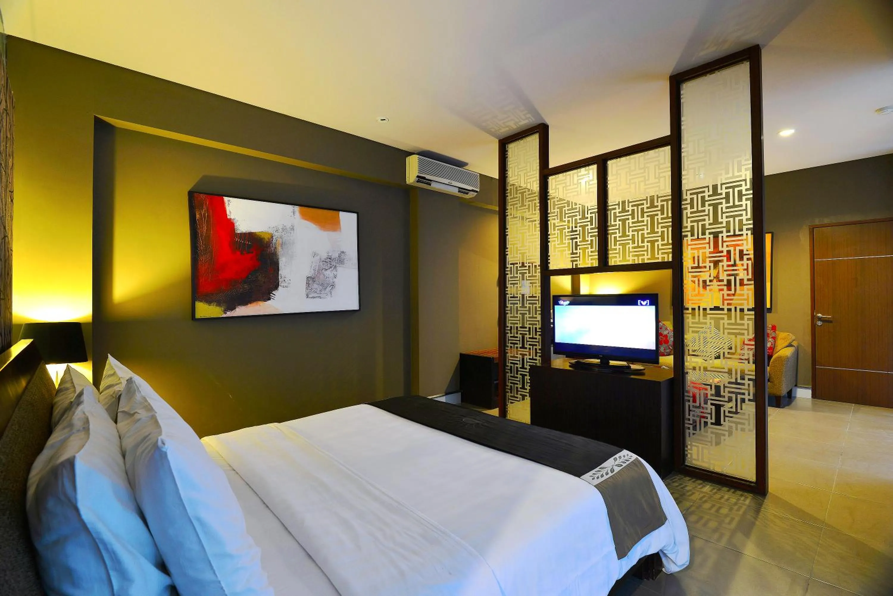 Bedroom in 100 Sunset Boutique