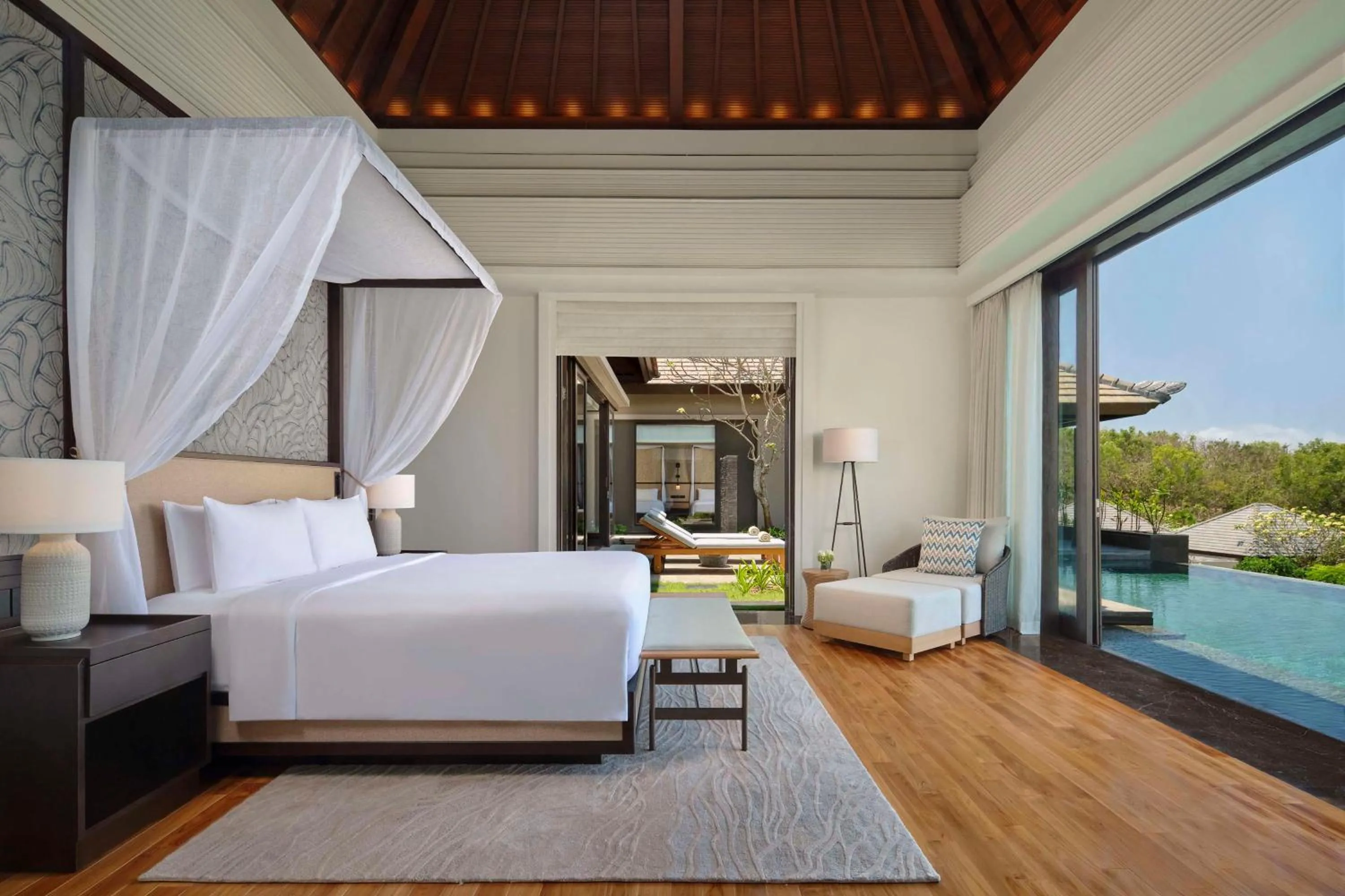 Bed in Umana Bali, LXR Hotels & Resorts