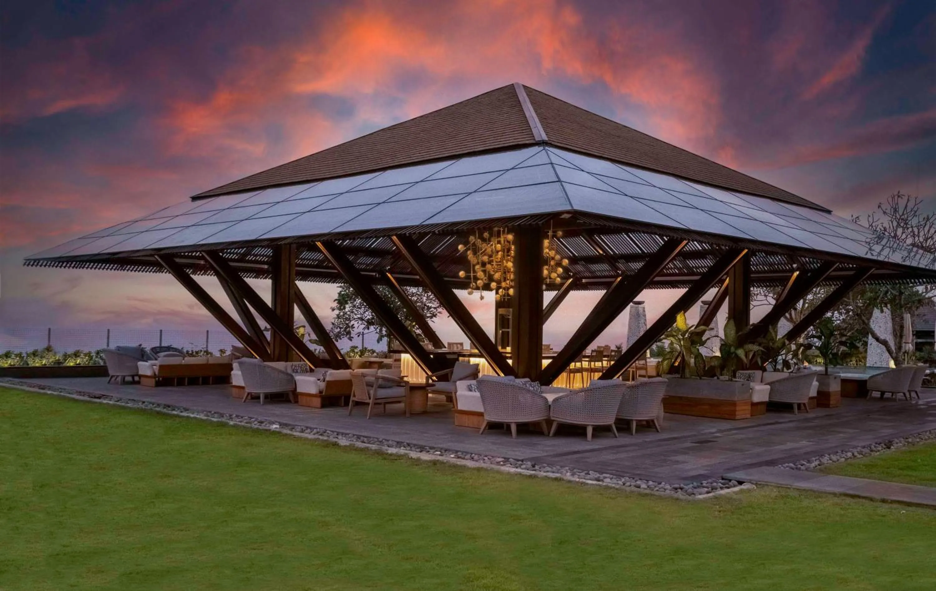 Restaurant/places to eat in Umana Bali, LXR Hotels & Resorts