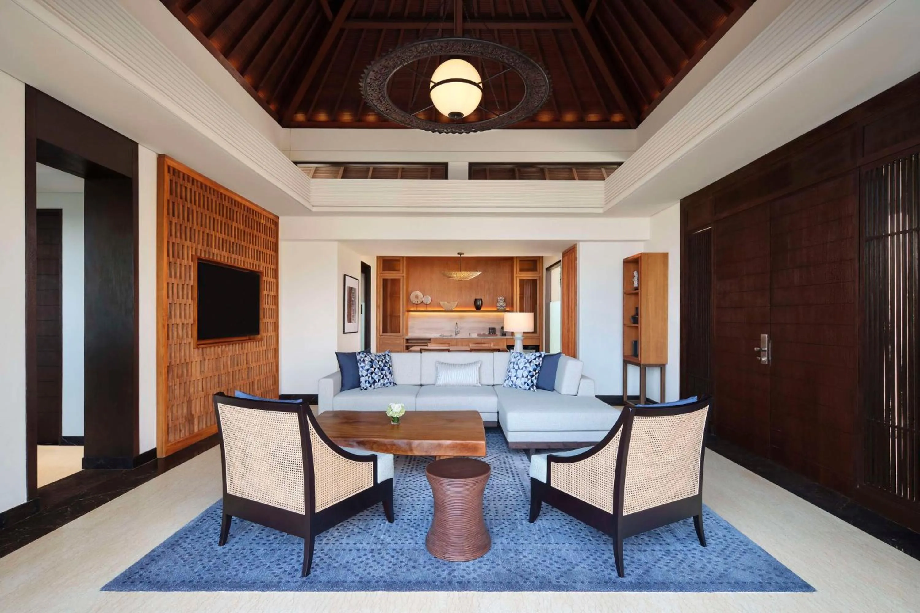 Living room in Umana Bali, LXR Hotels & Resorts