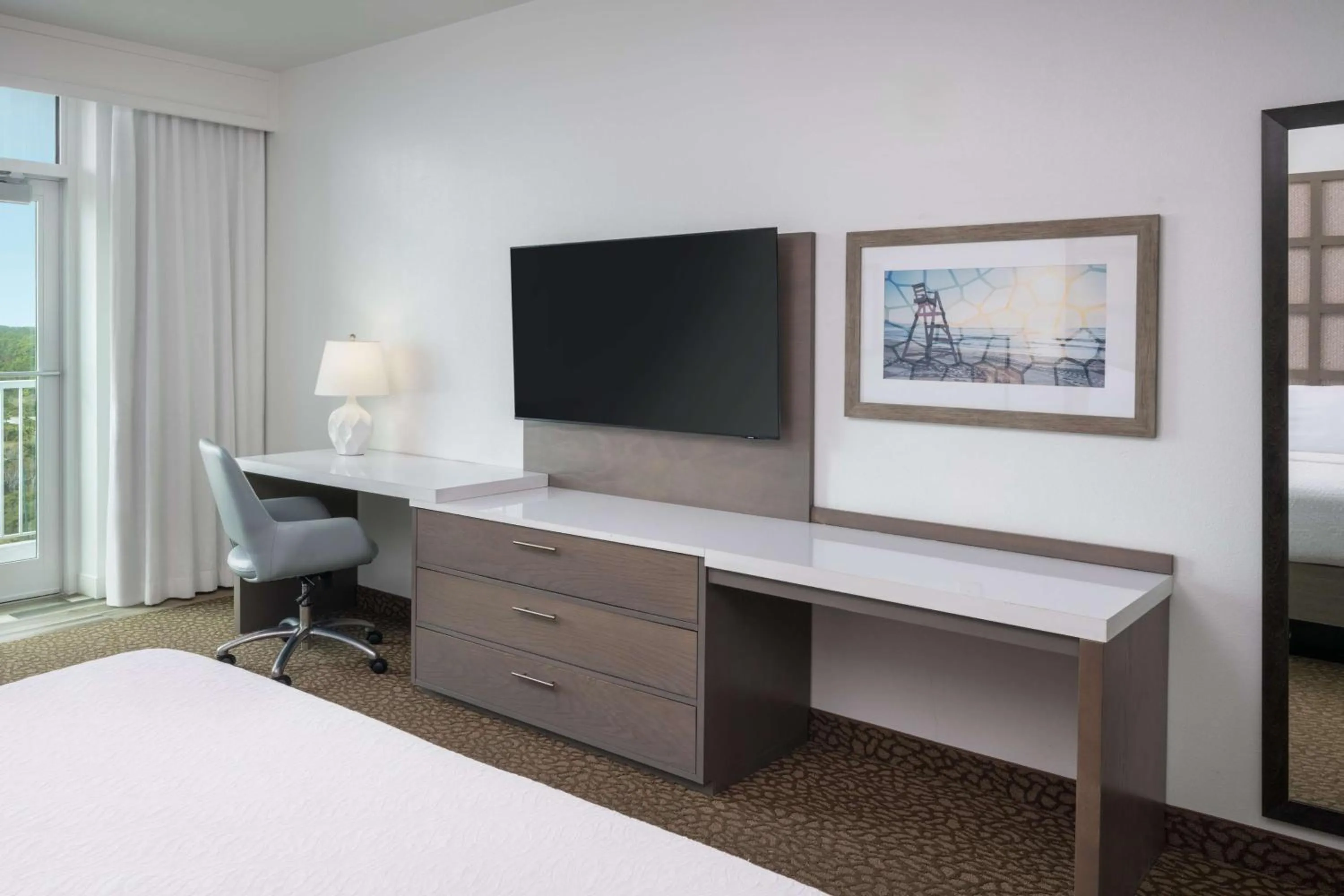 Bedroom, Bed in Best Western Premier - The Tides