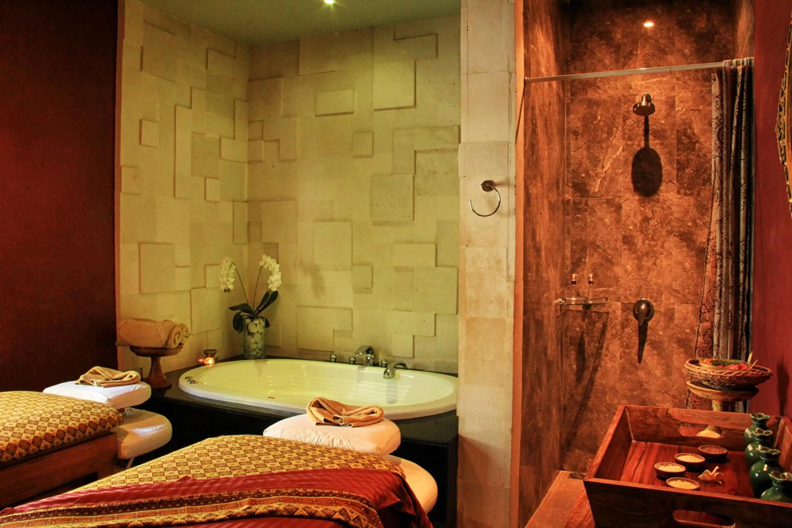 Spa and wellness centre/facilities, Bed in The Wolas Villas