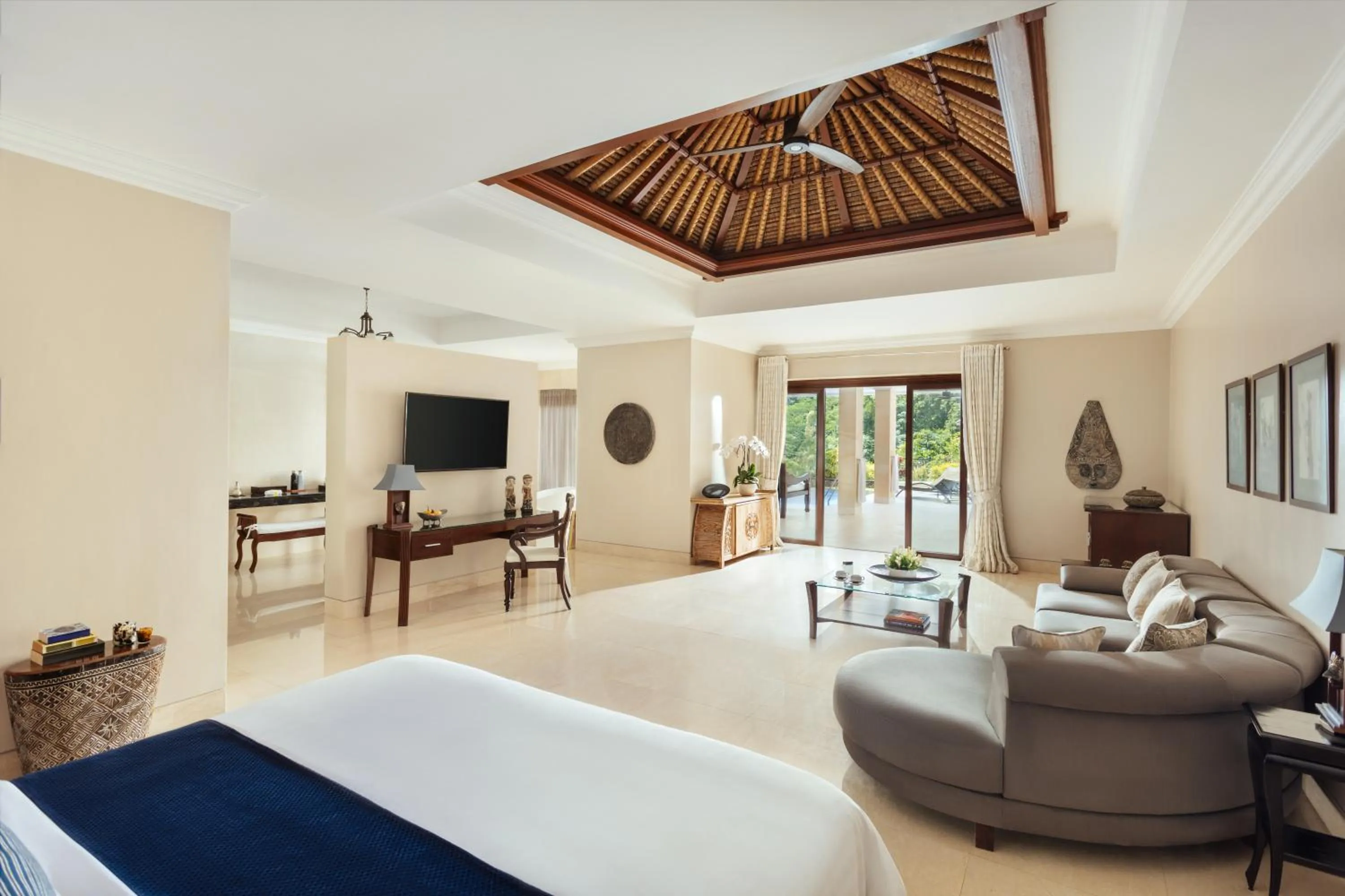 Bedroom, Bed in Viceroy Bali