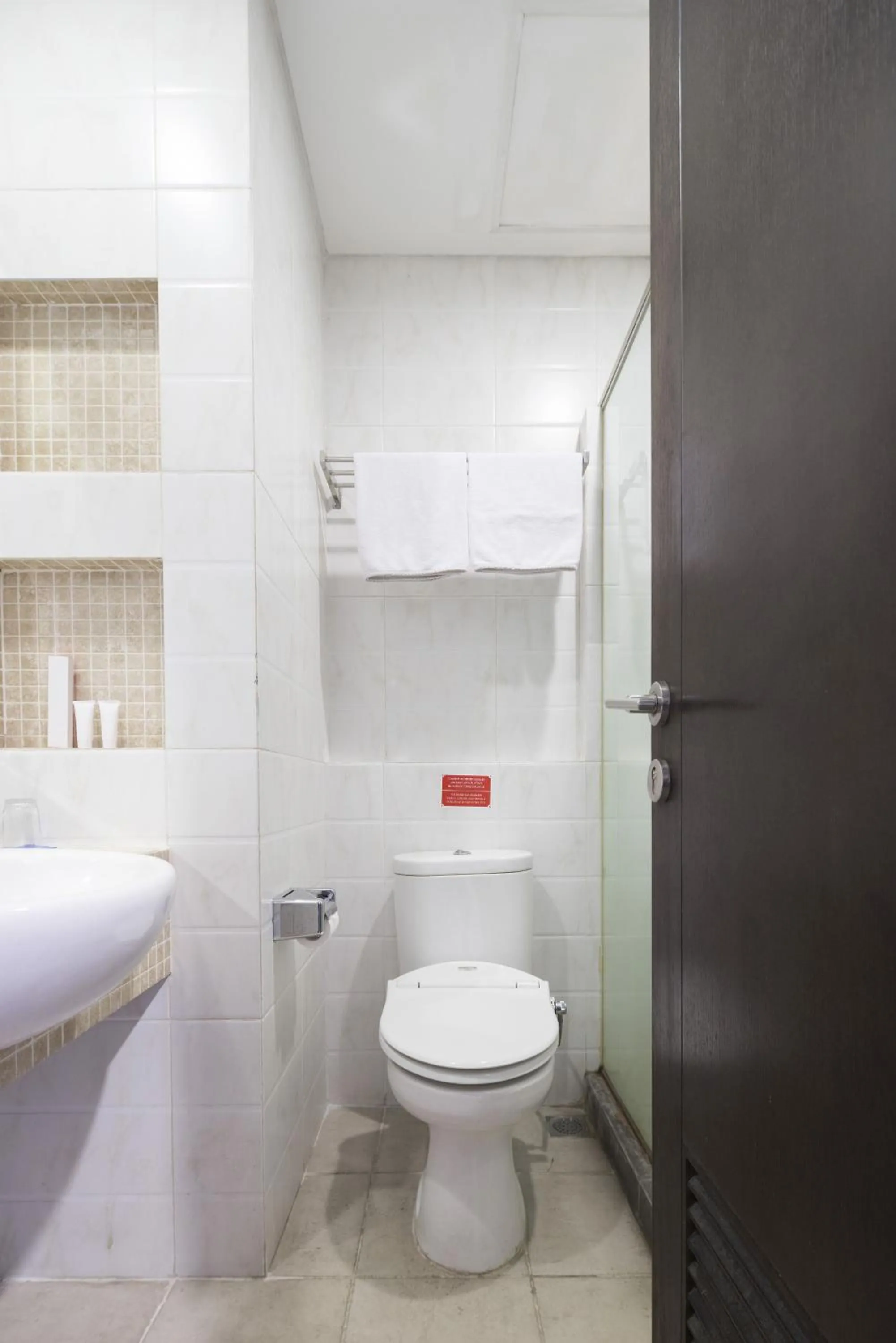 Bathroom in Prasada Mansion Sudirman