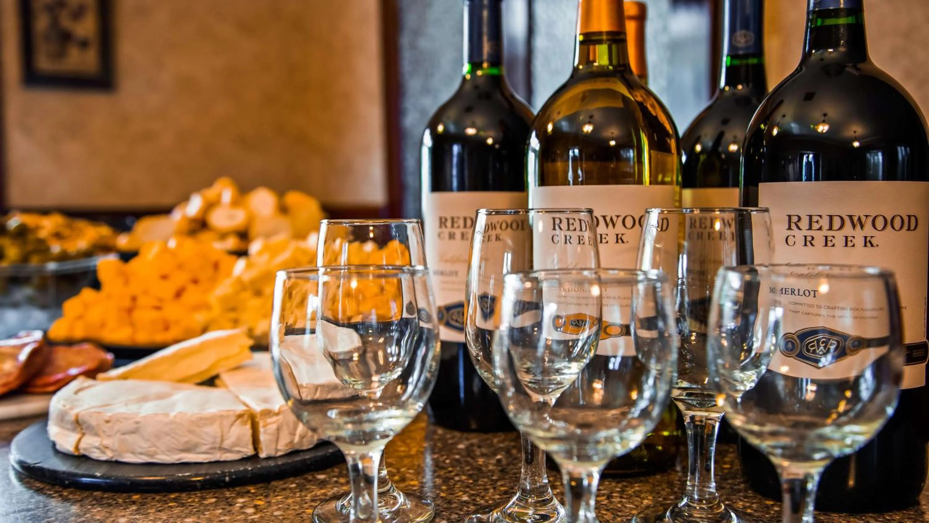 Property building in Best Western Plus Humboldt House Inn