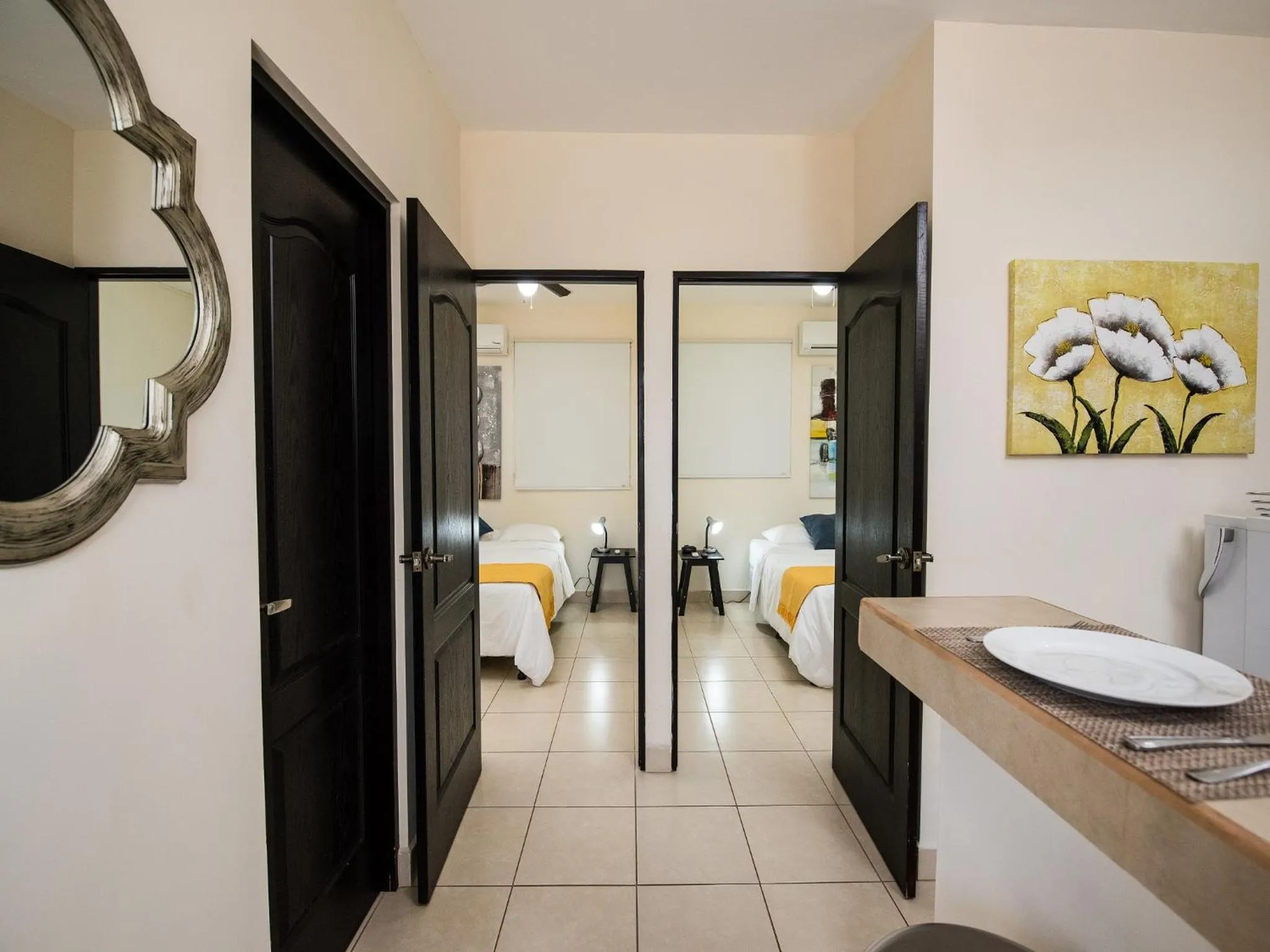 Kitchen or kitchenette, Bed in Verona ApartHotel