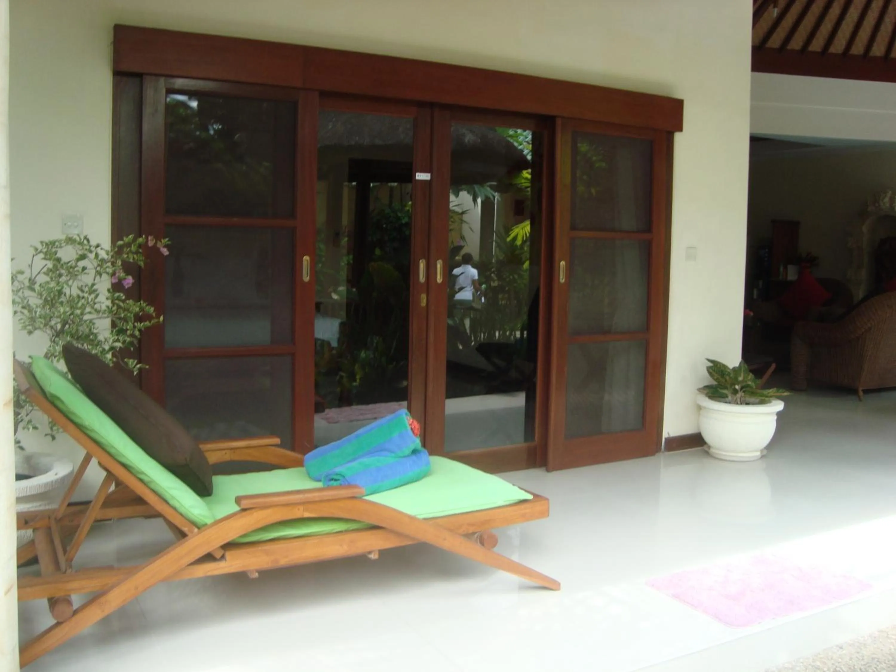 Area and facilities in Bali Emerald Villas