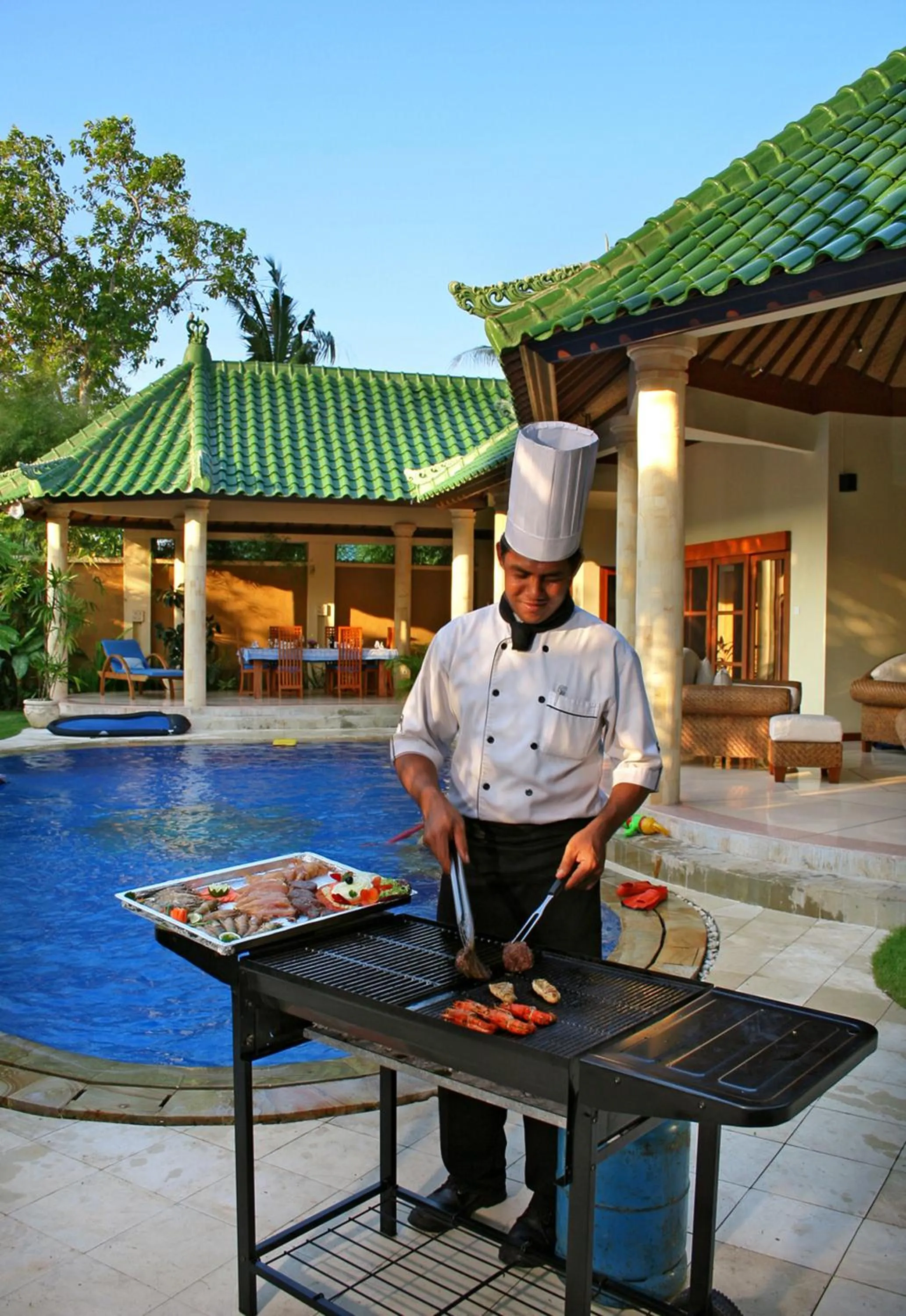 Restaurant/places to eat in Bali Emerald Villas