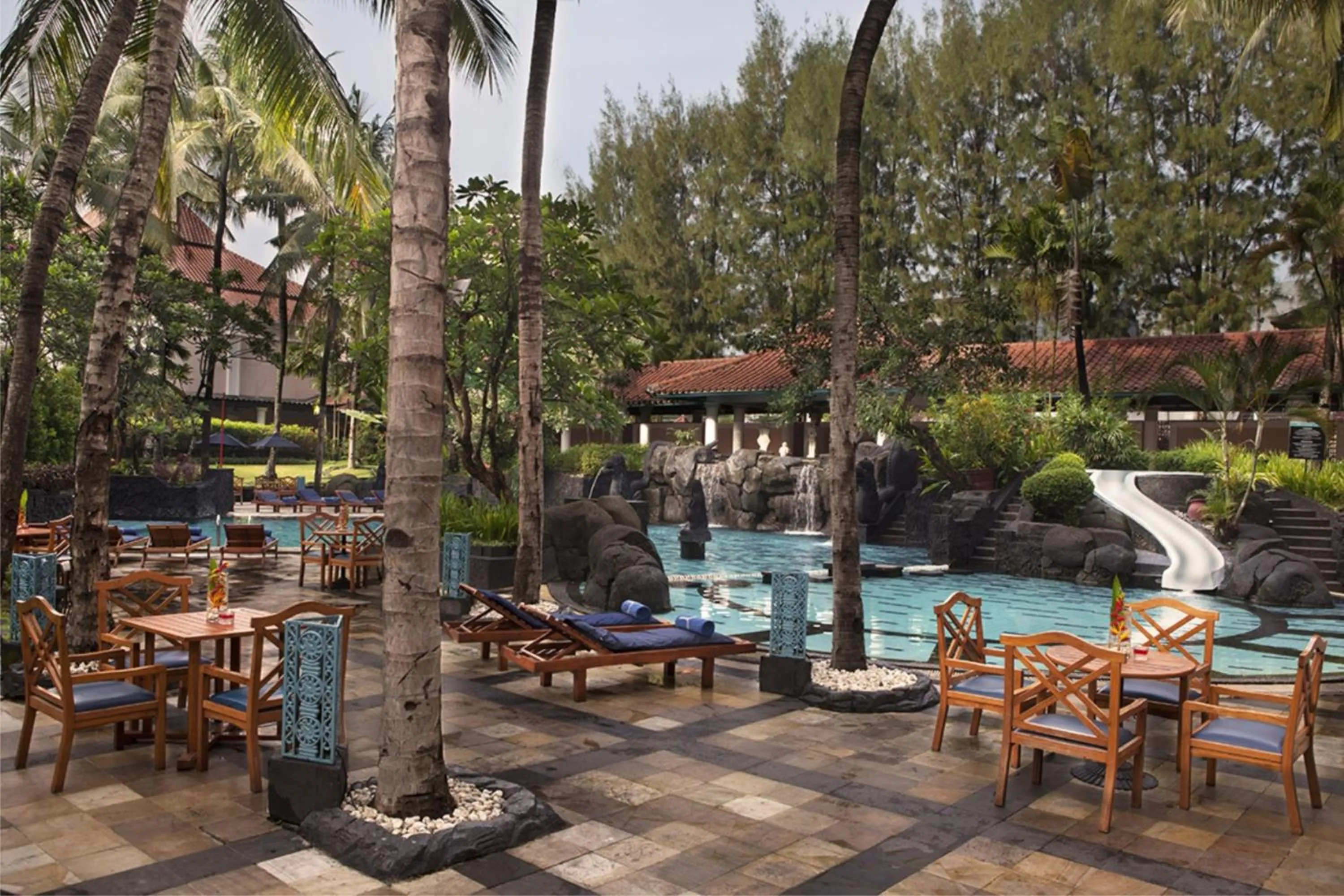 Pool view in Melia Purosani Yogyakarta