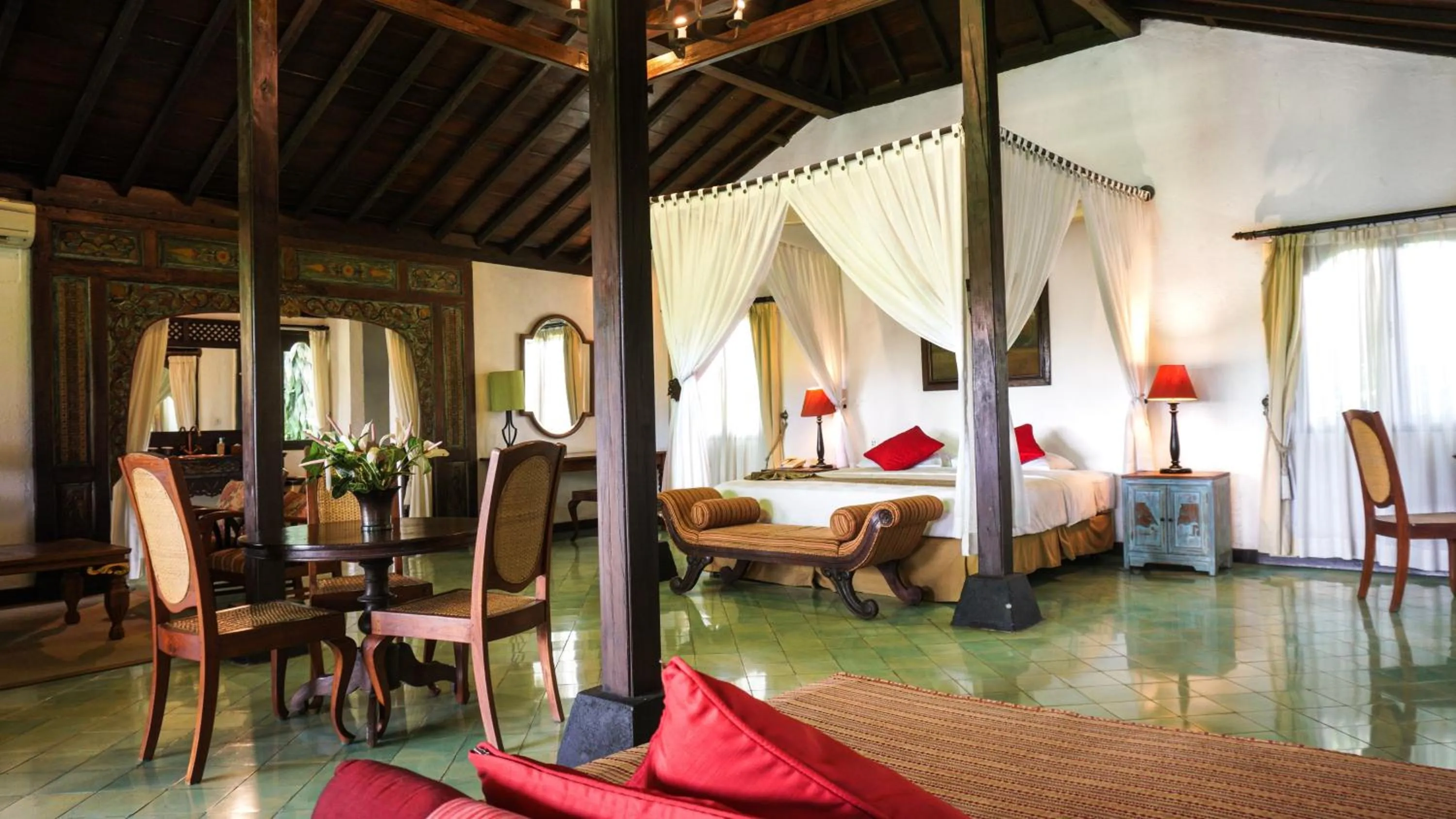 Bed in MesaStila Resort and Spa