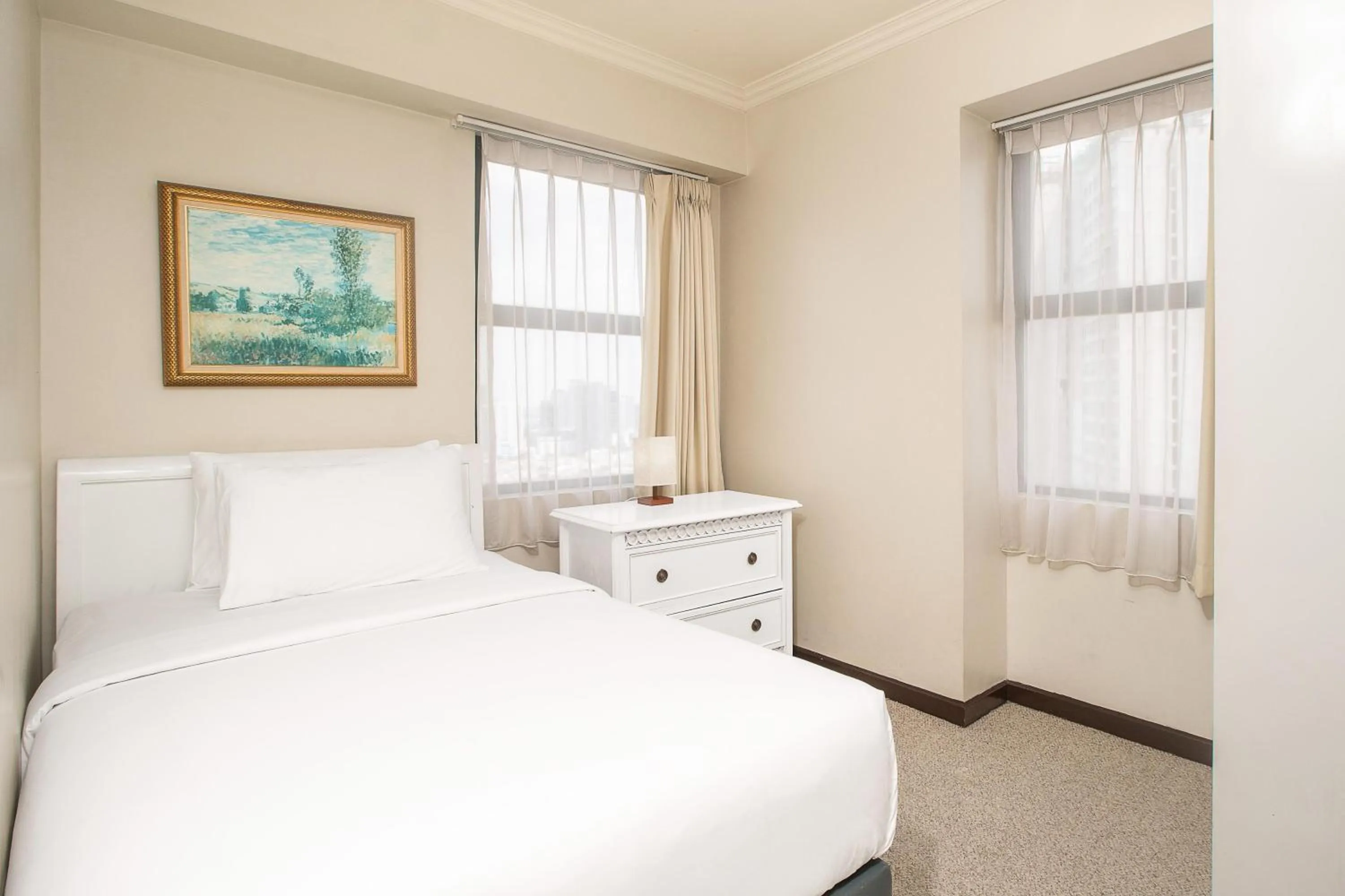 Bed in Aryaduta Suite Semanggi