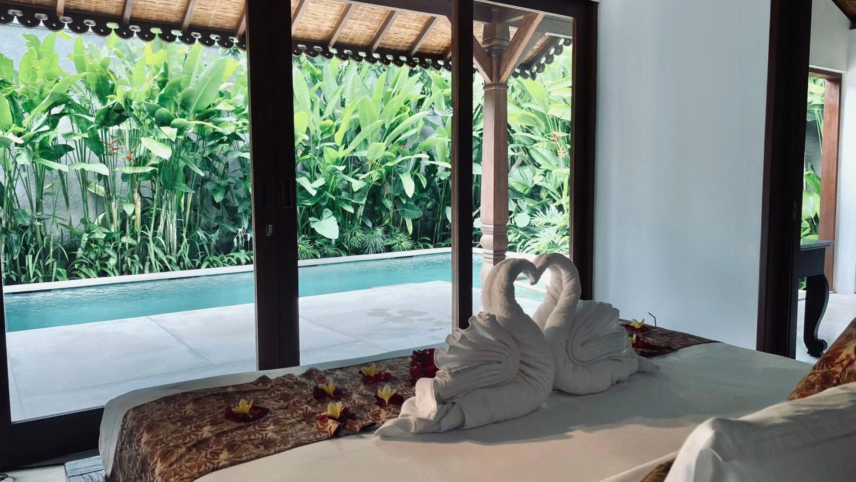 Swimming pool in Aria Exclusive Villas & SPA