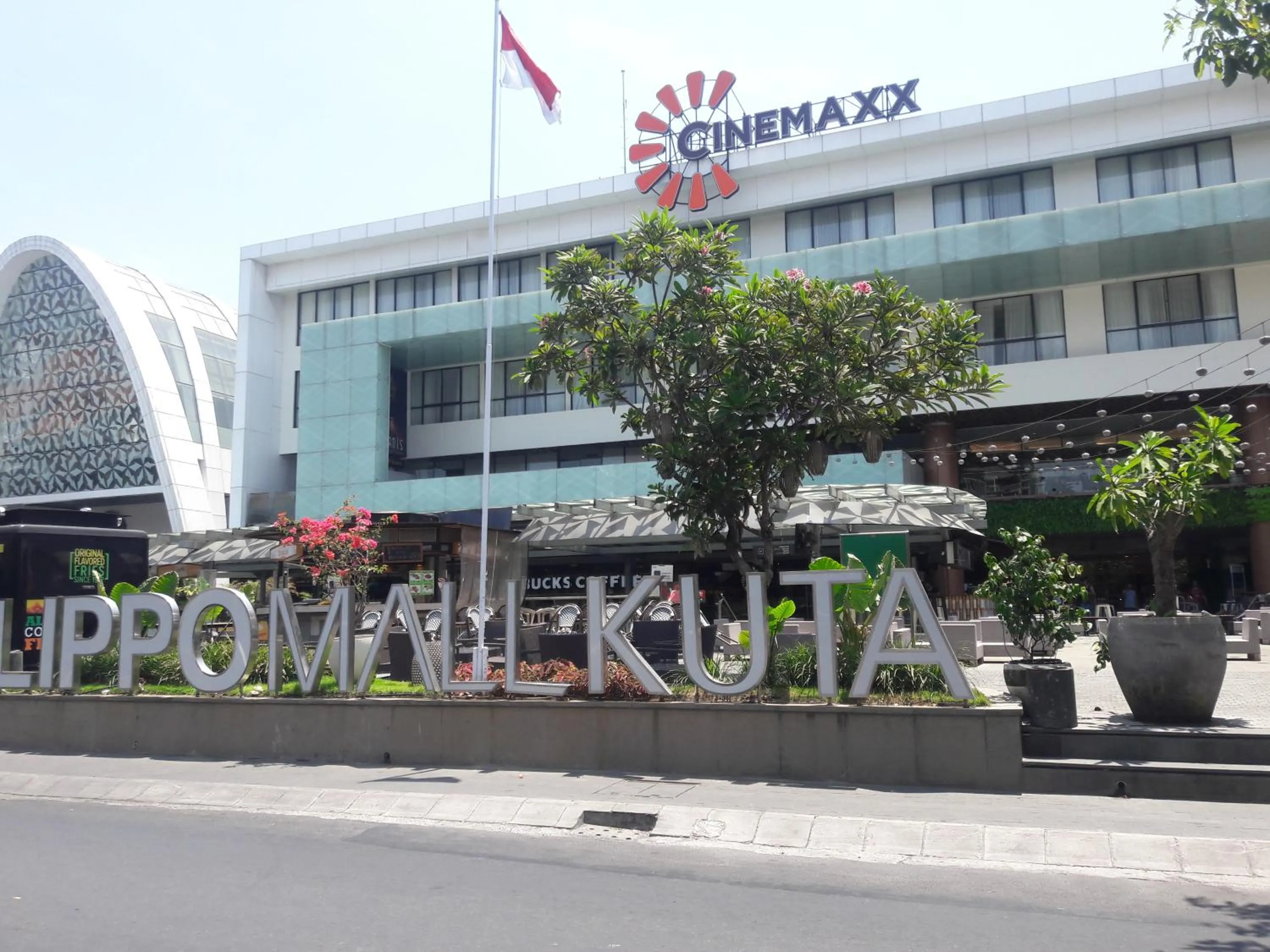 Shopping Area in The Radiant Hotel