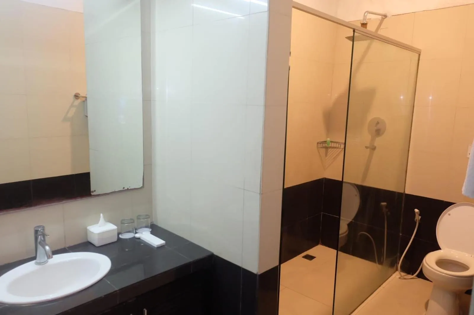 Bathroom in The Radiant Hotel