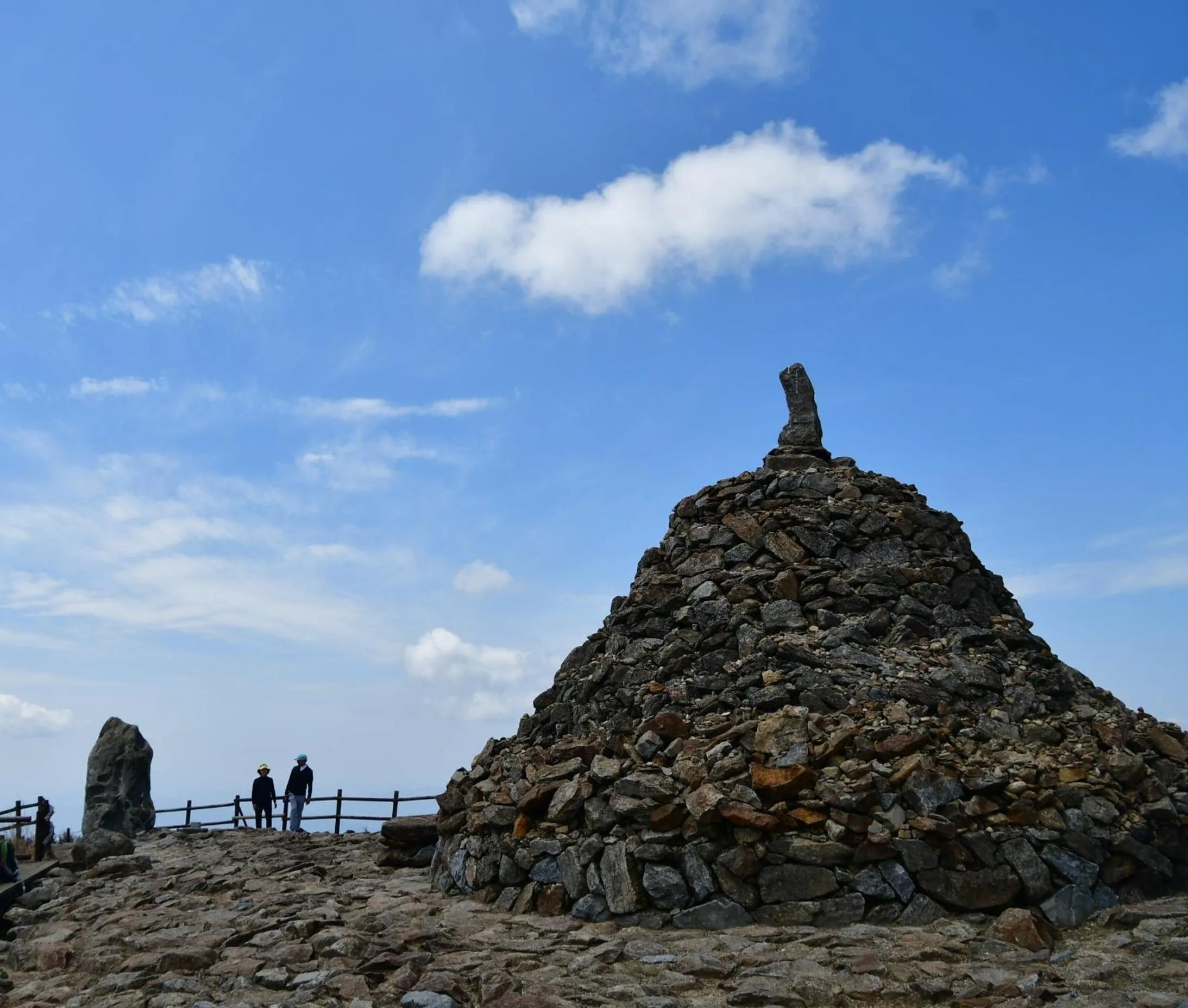 Hiking in Nogodan Guesthouse and Hotel