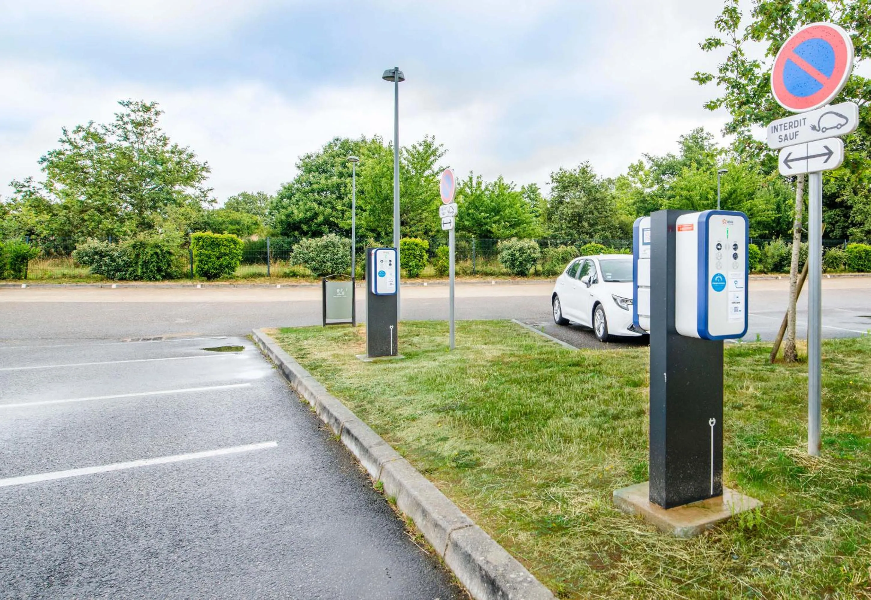 Parking in B&B HOTEL Nantes Savenay