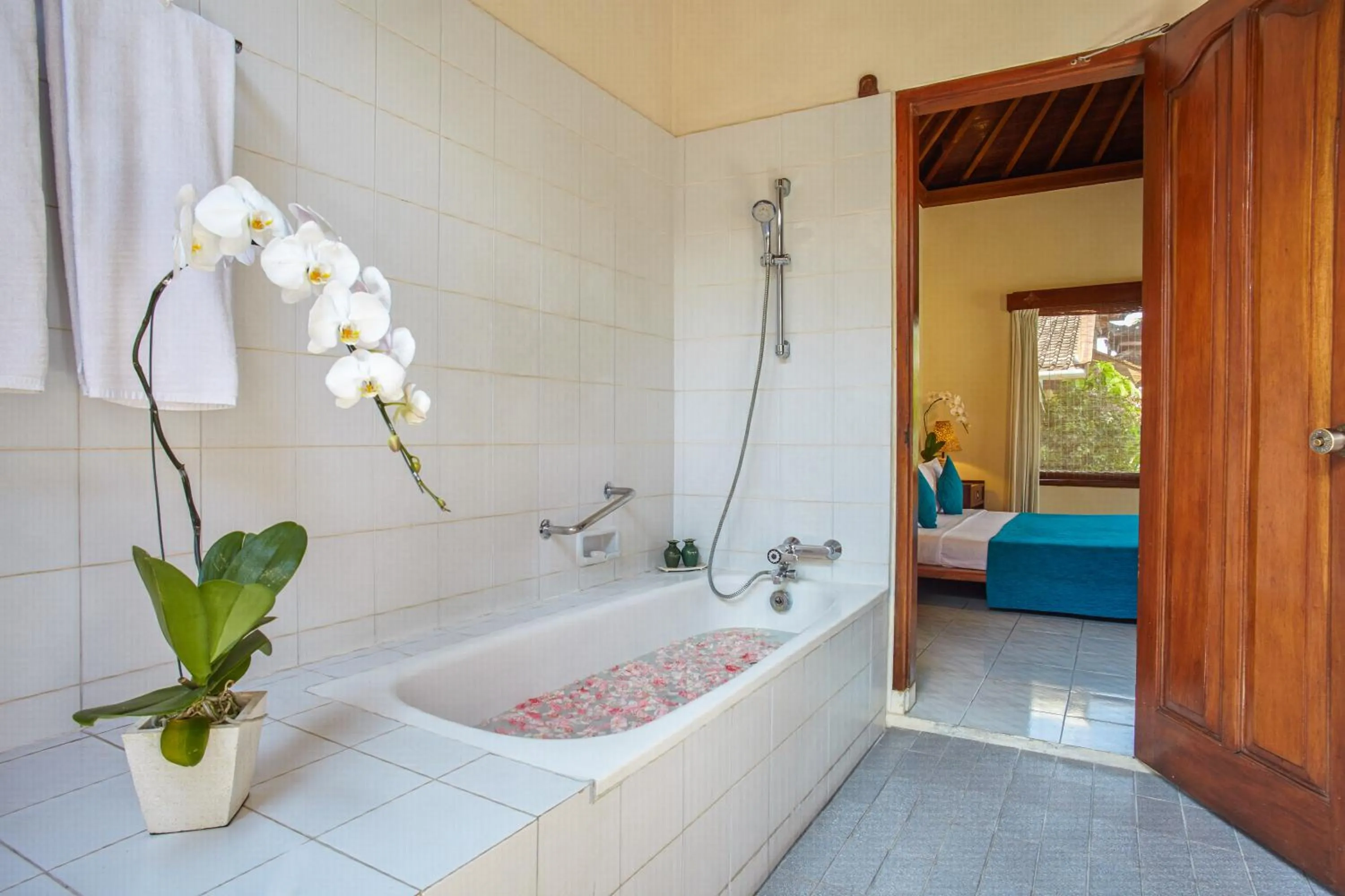 Bathroom in Puri Bagus Candidasa