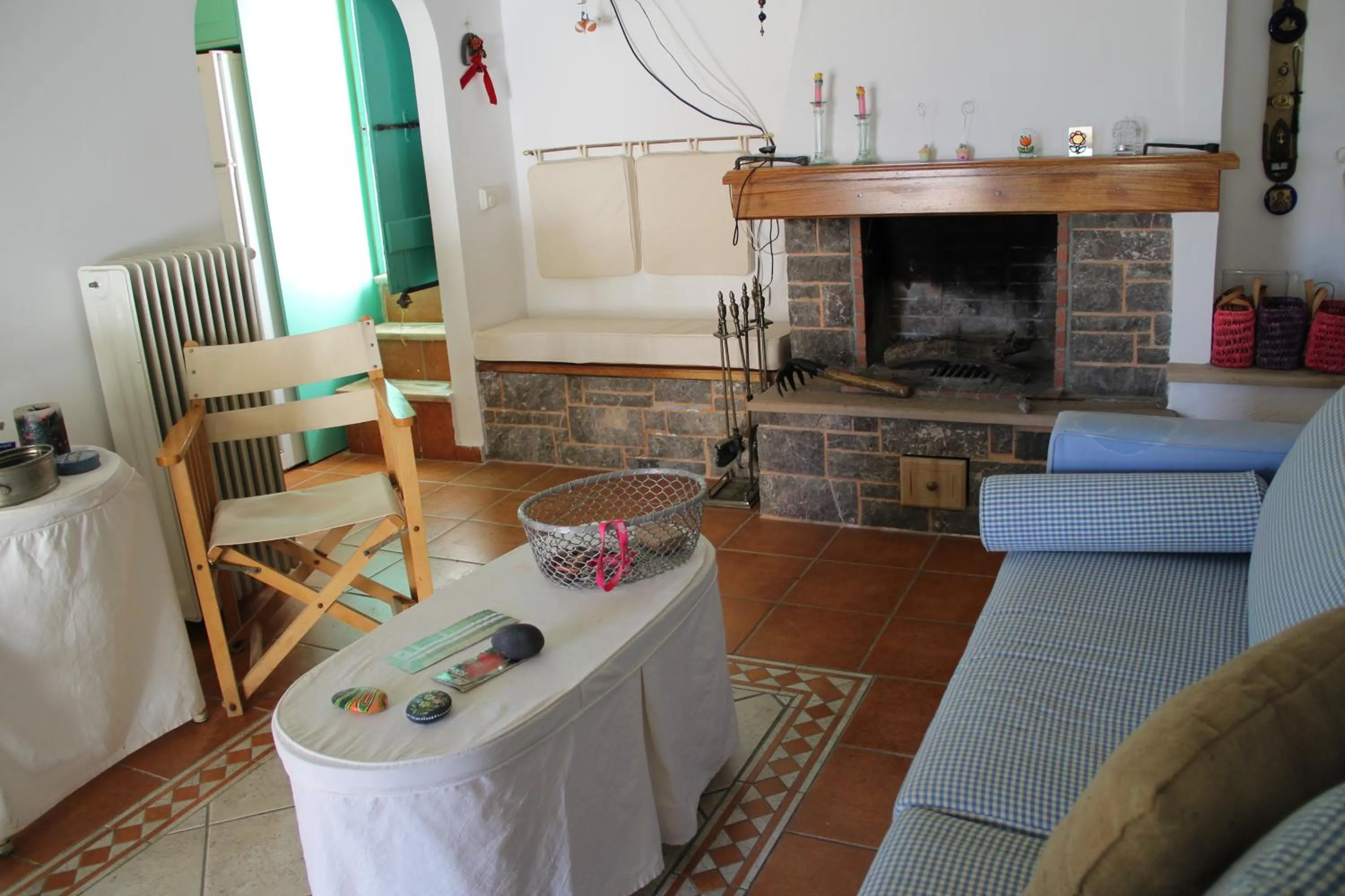 TV and multimedia in Chios Stone House