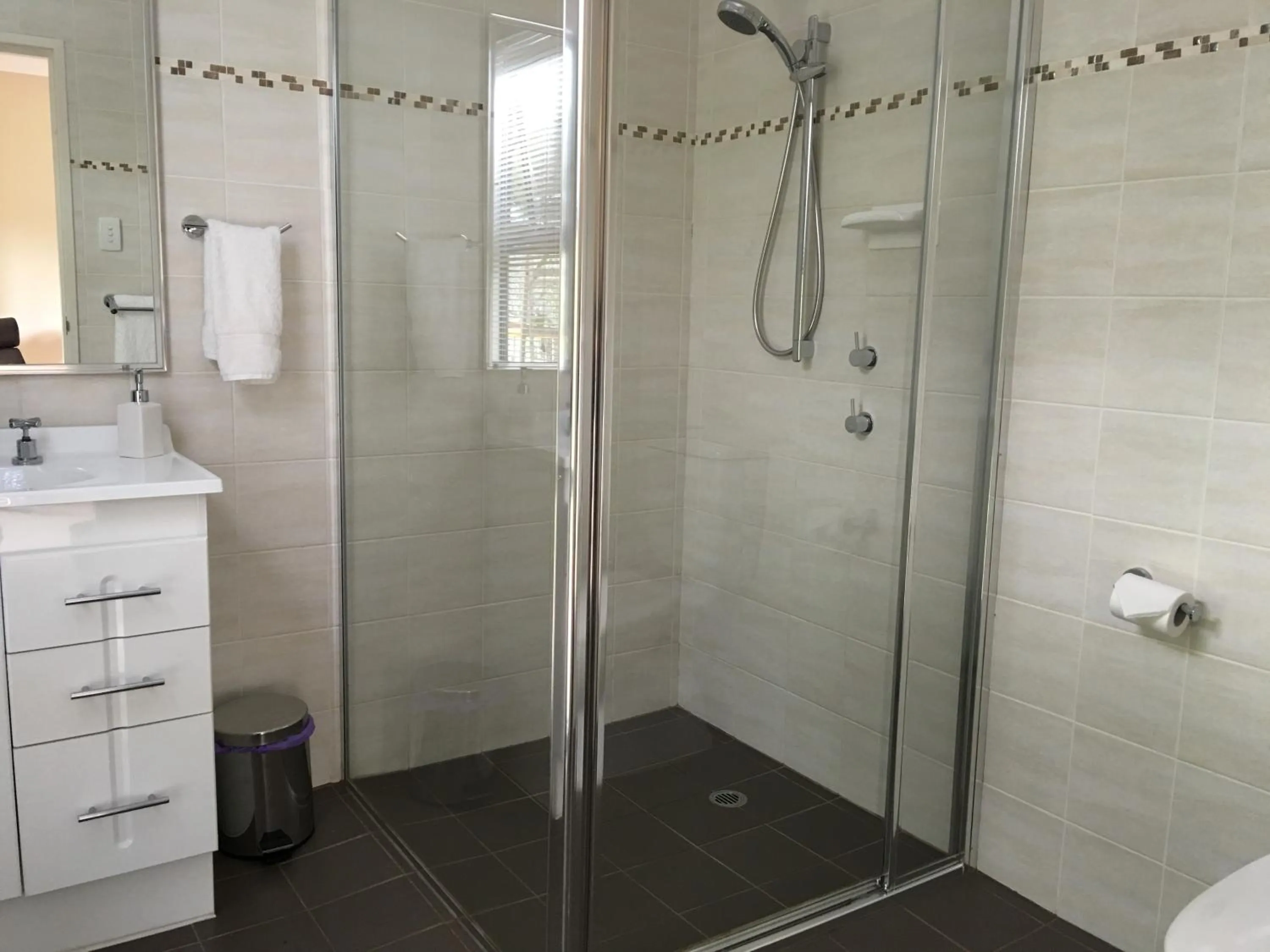 Bathroom in Rickaty on Blackwood