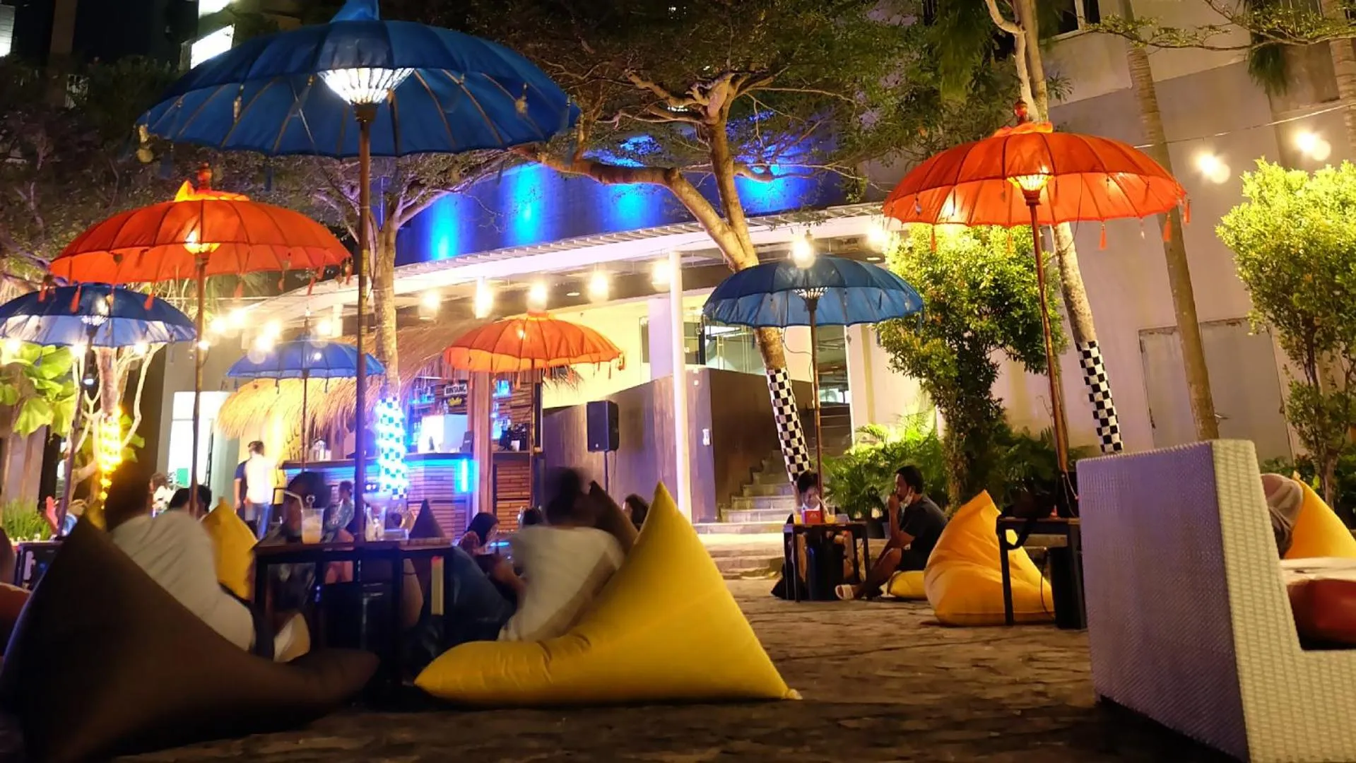 Area and facilities in Golden Tulip Balikpapan Hotel & Suites