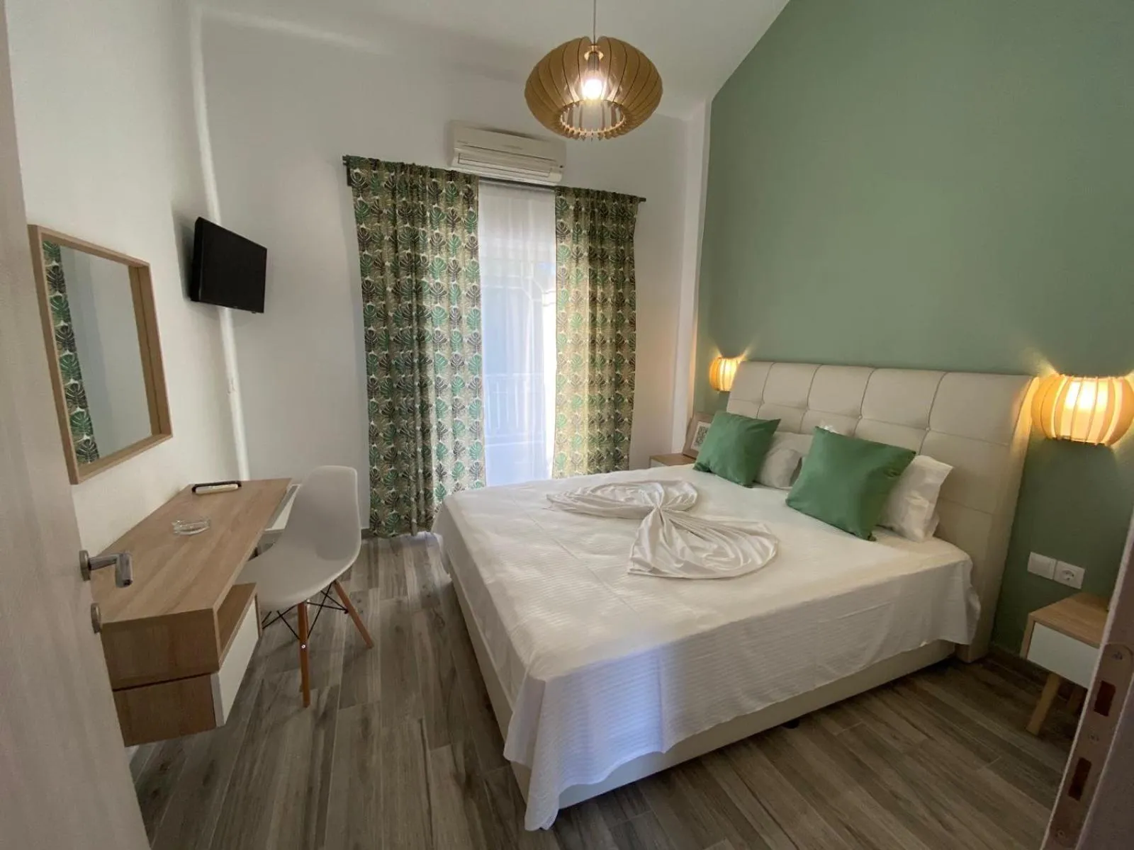 Bed in Christina Apartments