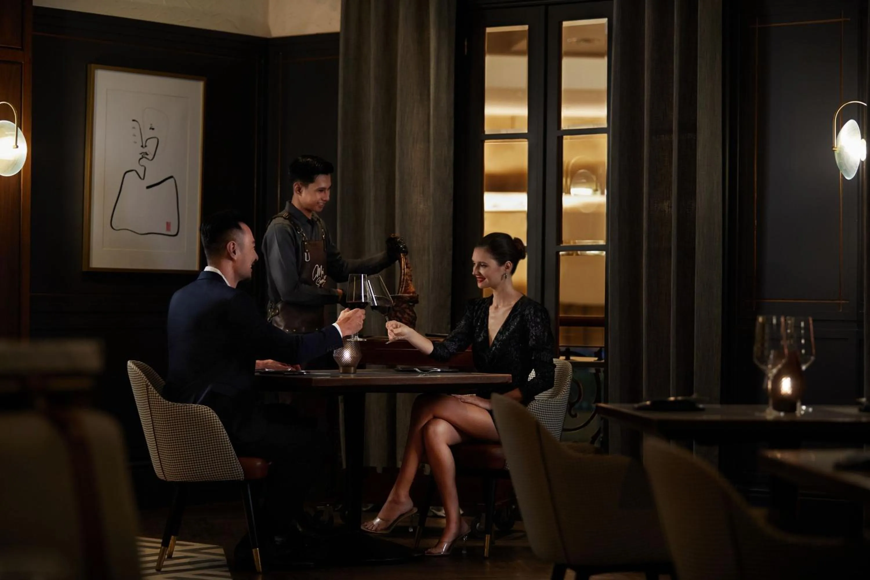 Restaurant/places to eat in JW Marriott Hotel Surabaya