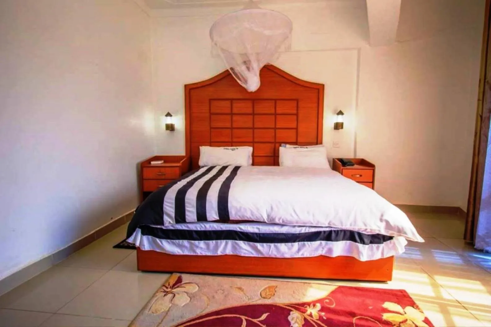 Zebra Hotel Masaka