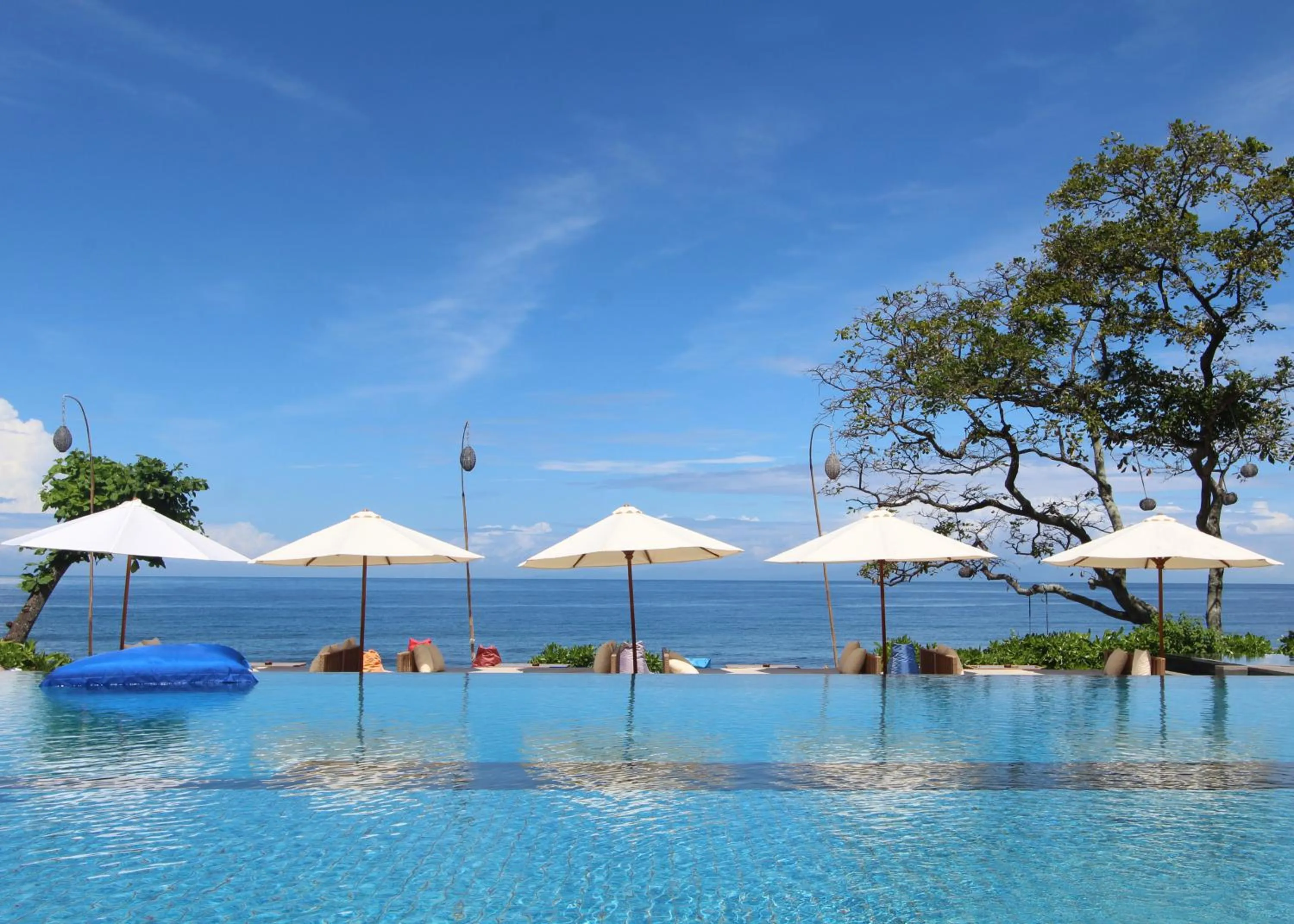 Swimming pool in Holiday Resort Lombok