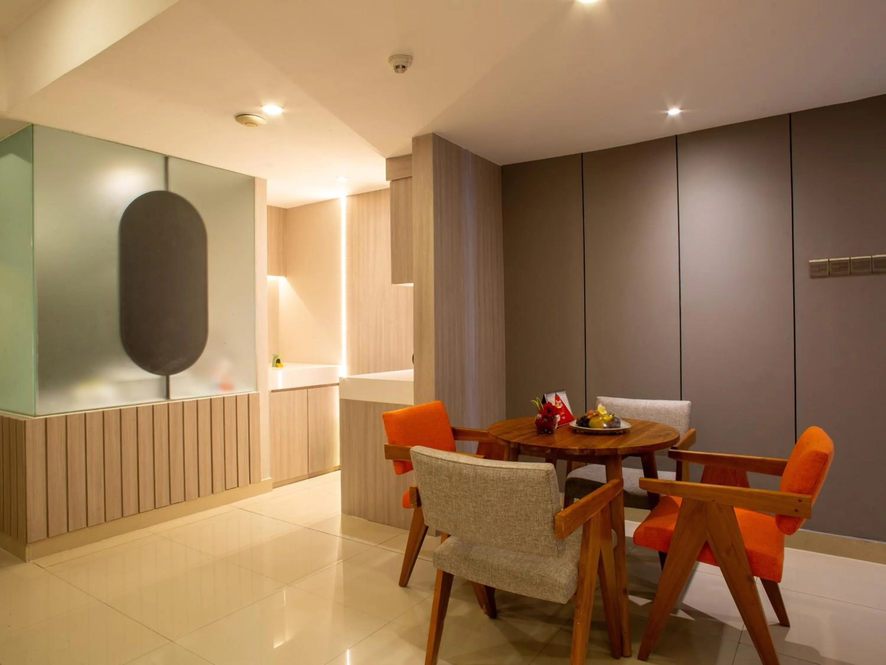 Living room in HARRIS Hotel & Residences Riverview Kuta, Bali