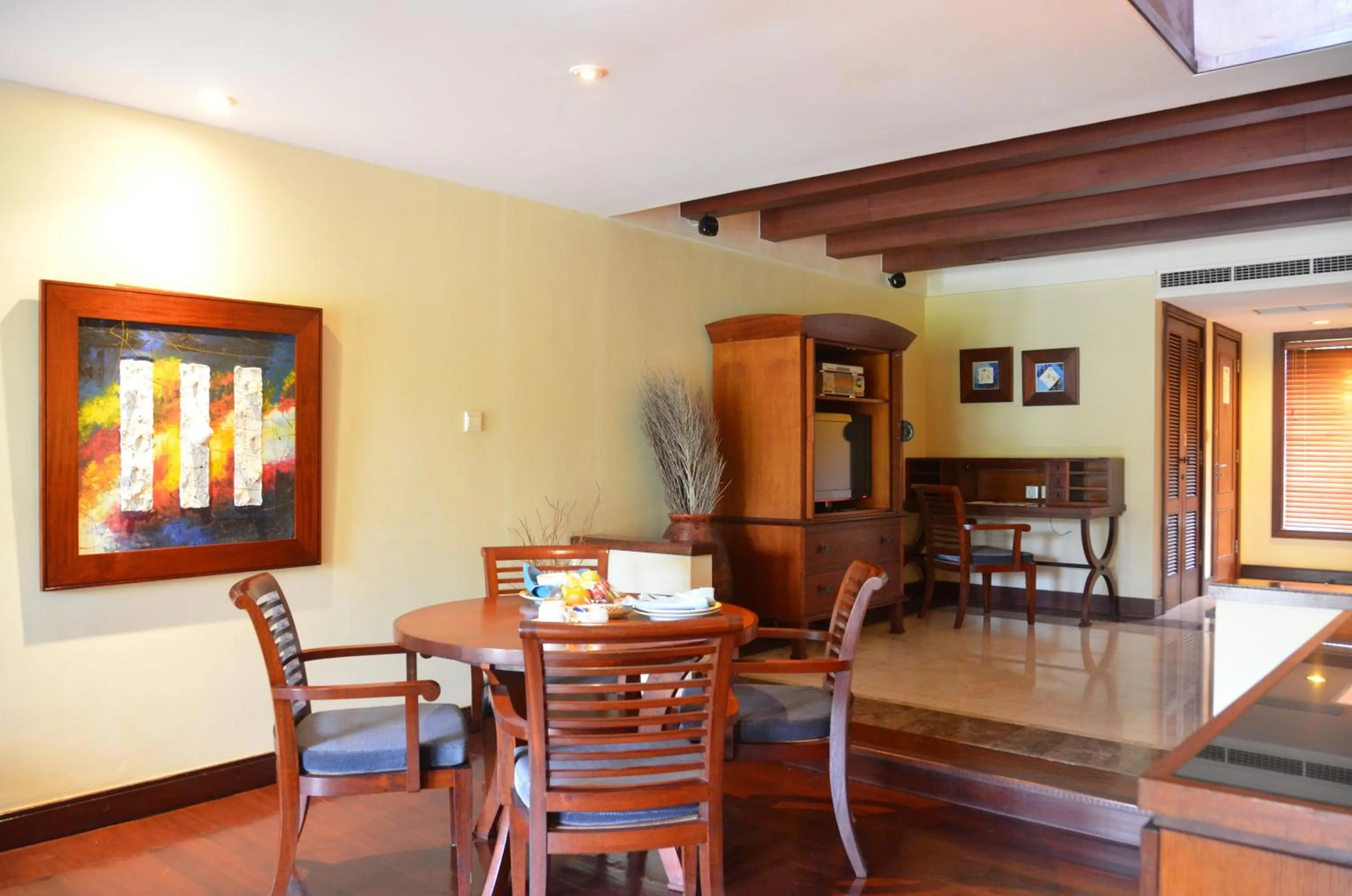 Dining area in Pool Villa Merumatta Senggigi