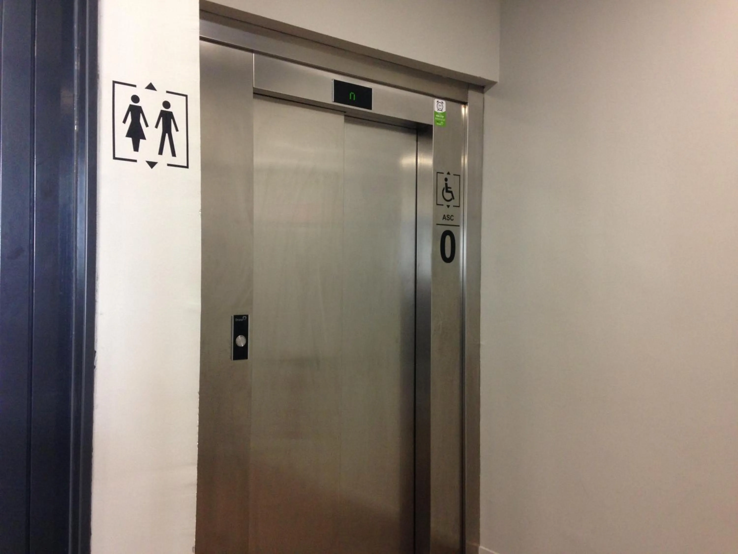 Area and facilities in Study Hôtel Bordeaux Lormont