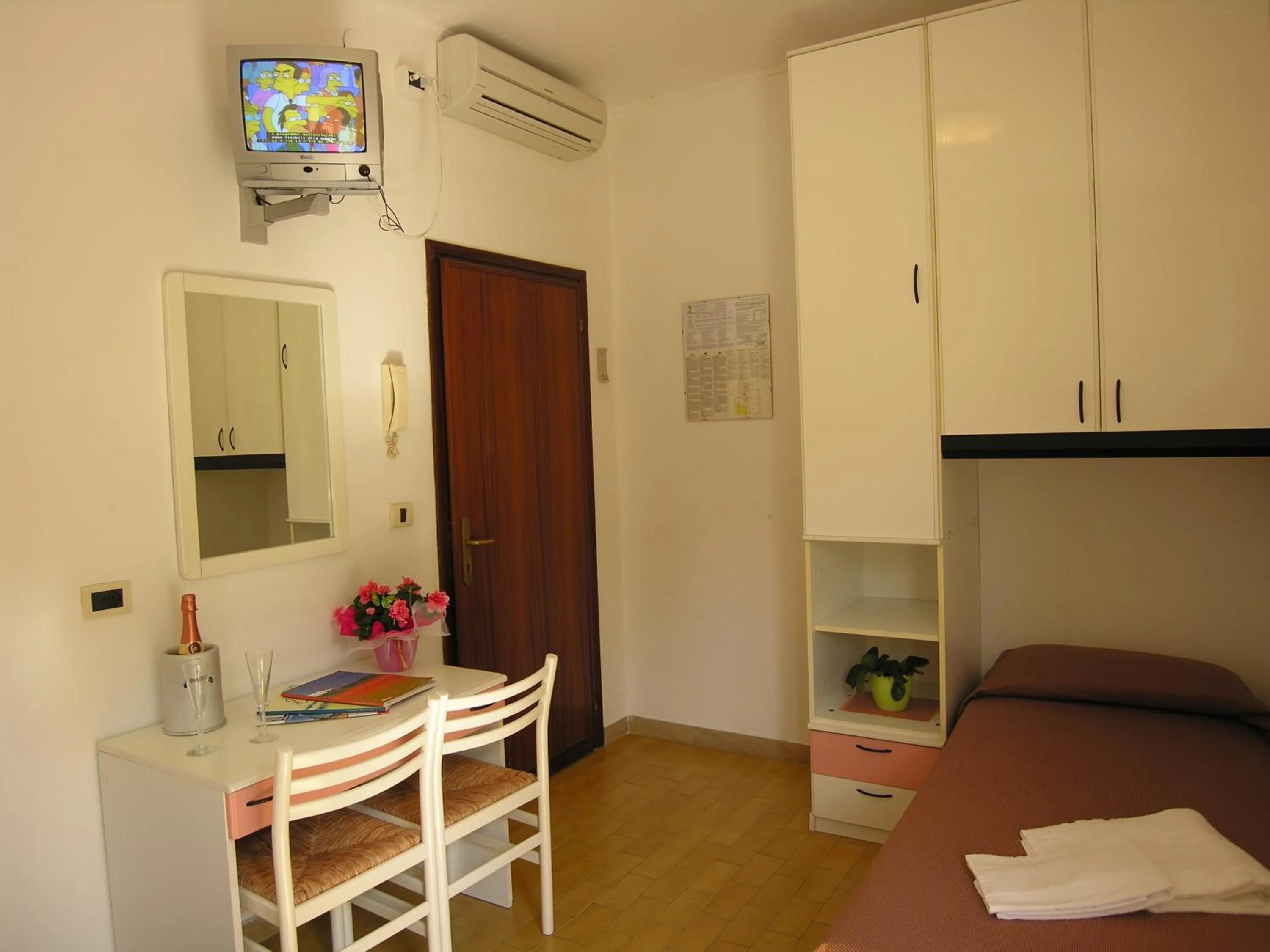 Shower in Hotel Garni Tahiti