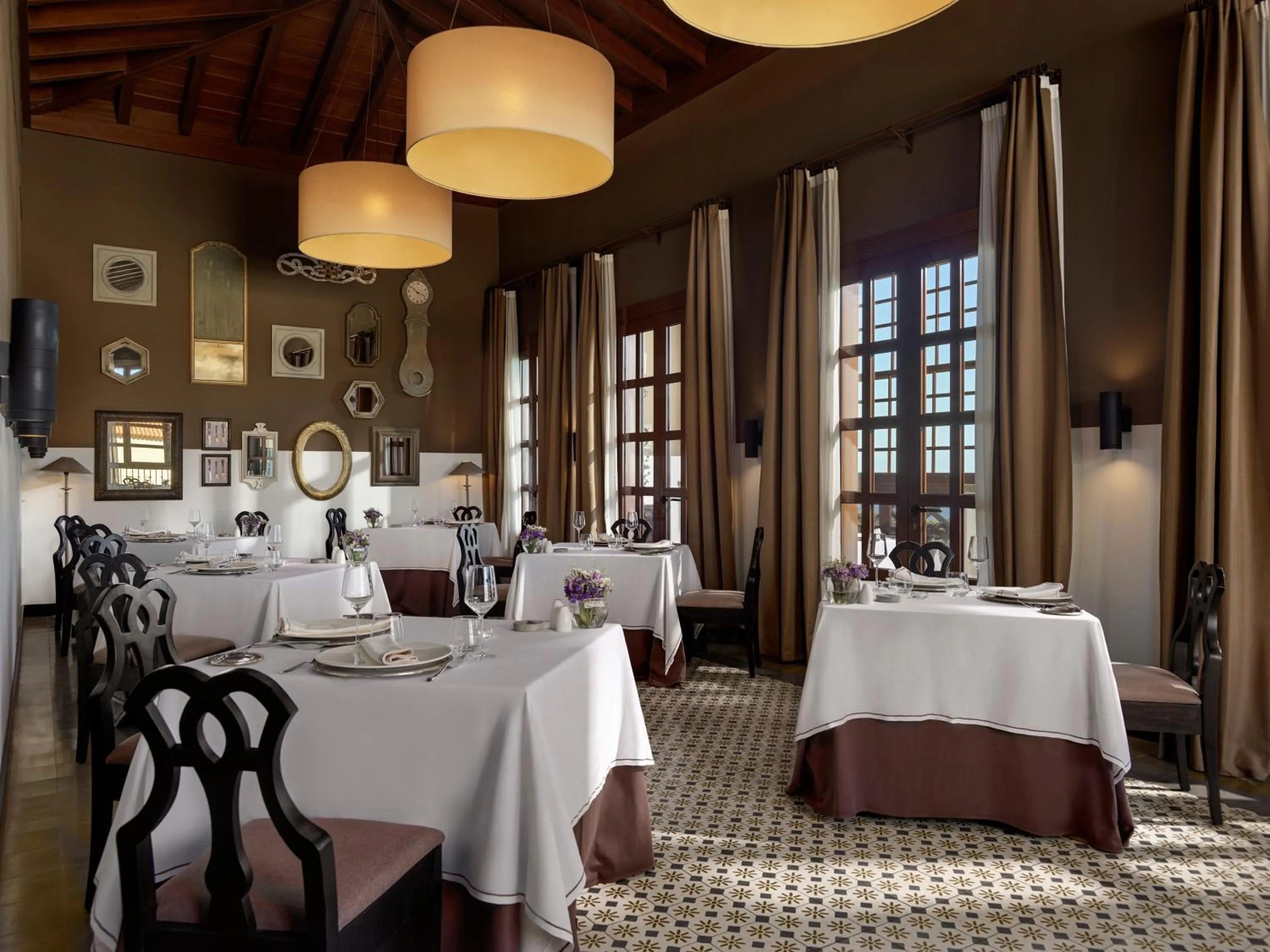 Restaurant/places to eat in Hotel Hacienda del Conde Meliá Collection Golf & Spa - Adults Only