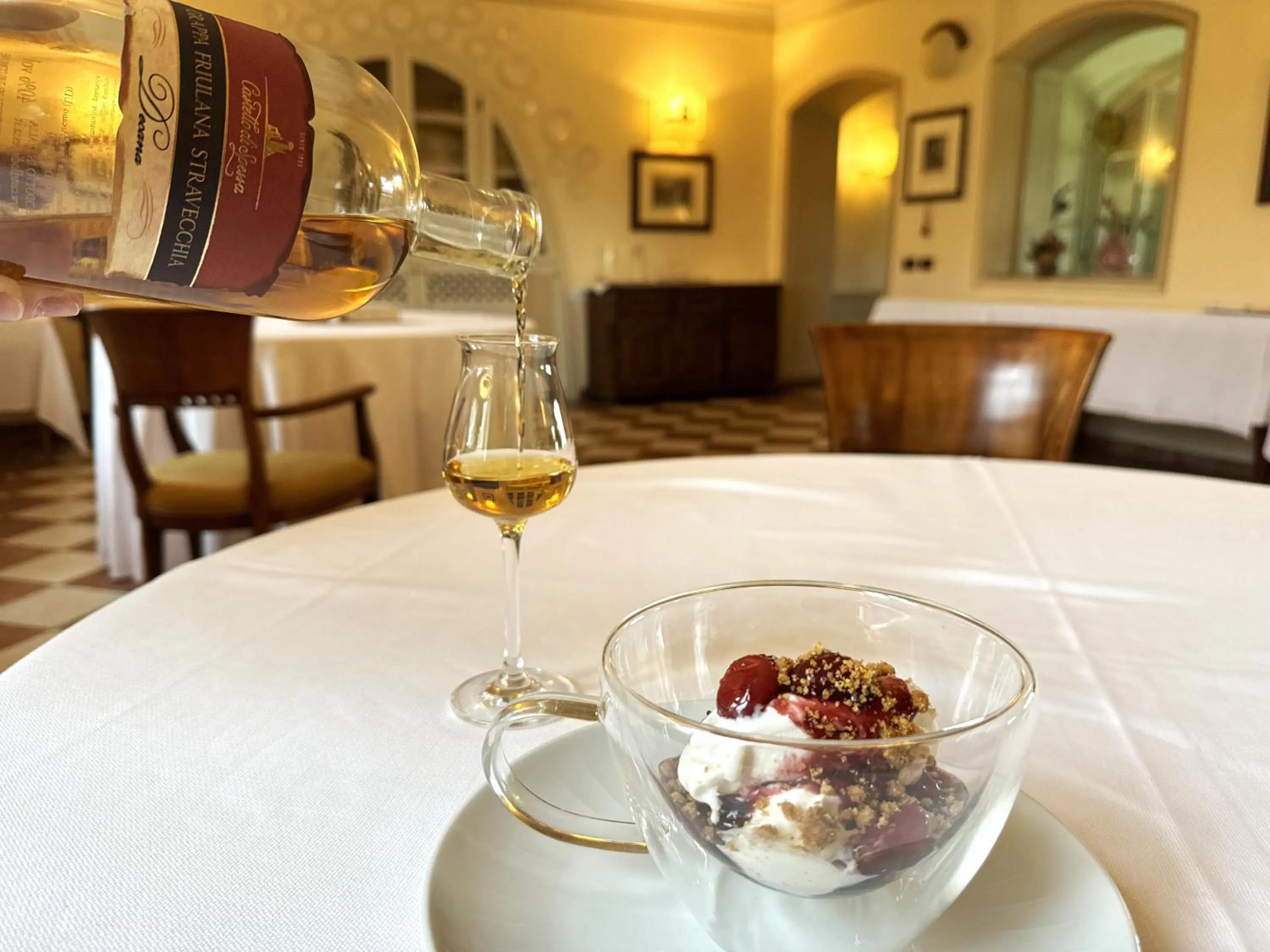 Restaurant/places to eat in Castello Di Spessa - Residenze d'epoca