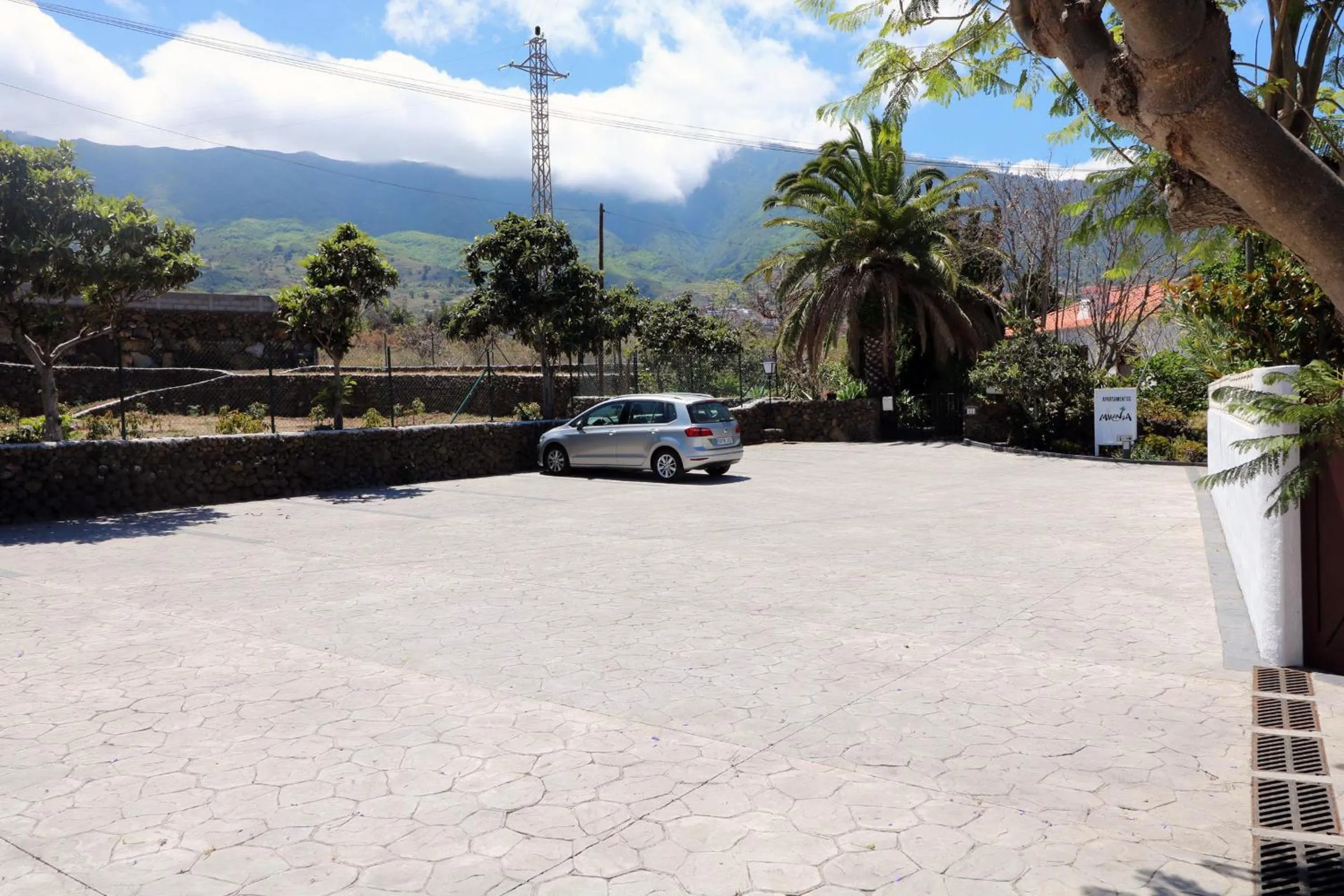 Spring in Apartamentos Miranda