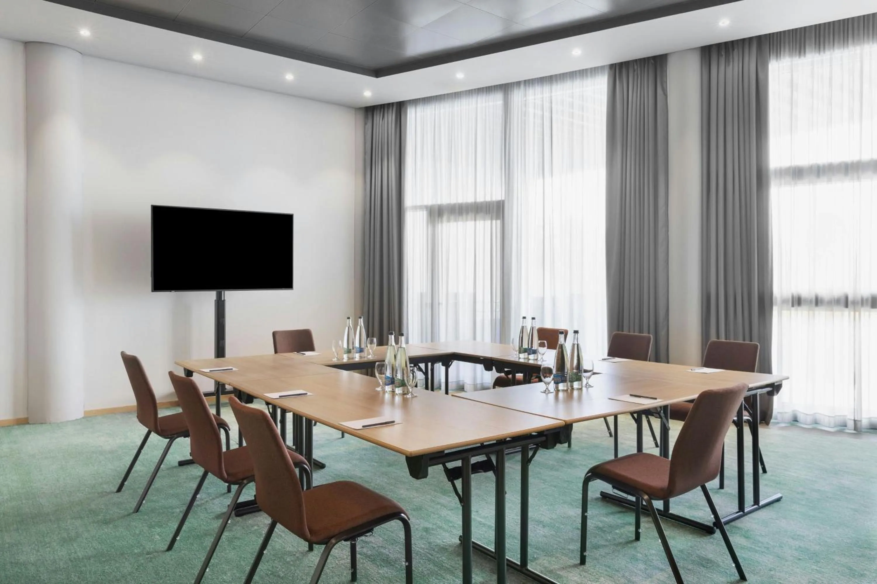 Meeting/conference room in Courtyard by Marriott Basel