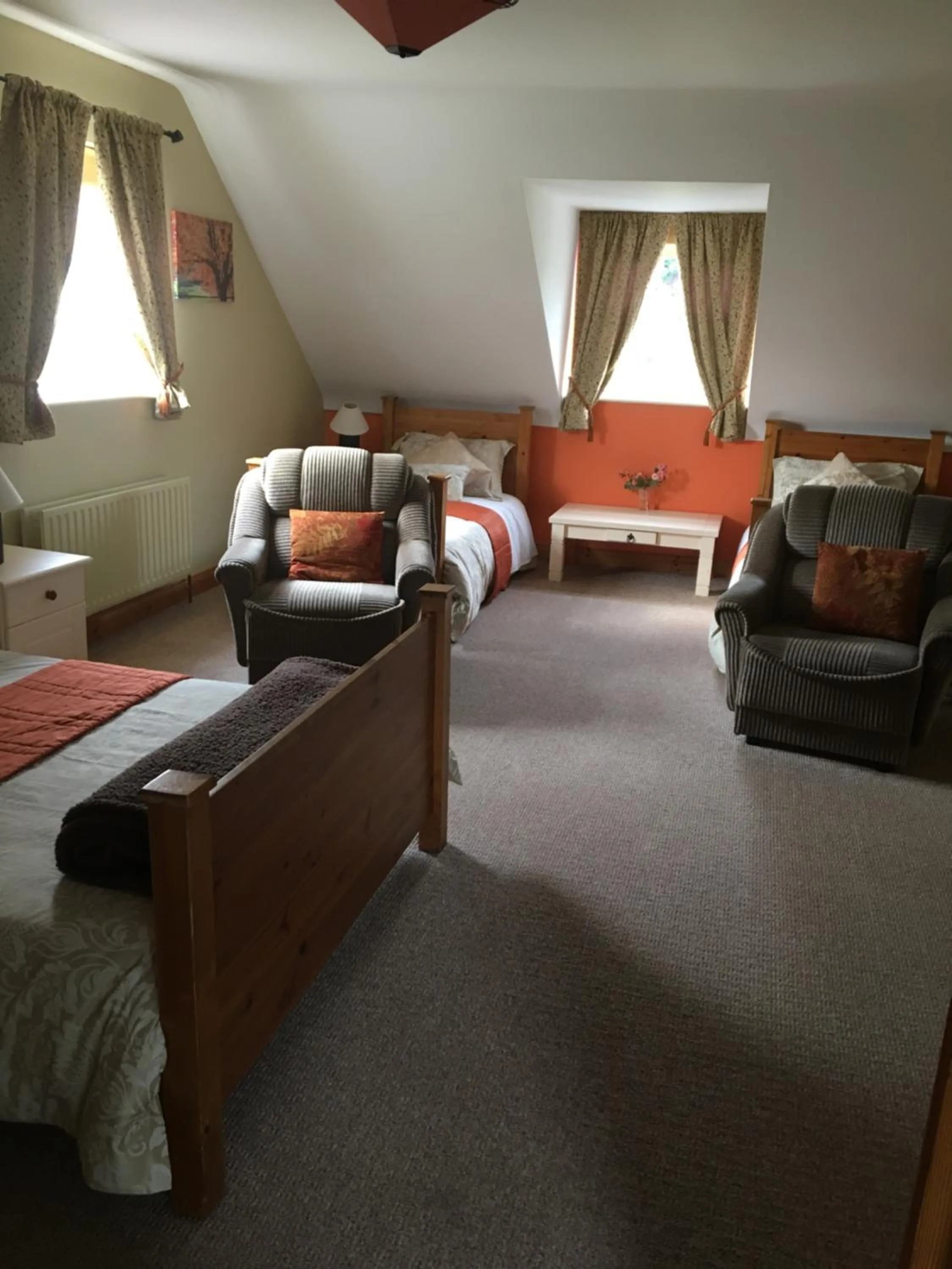 Heeneys Lodge B&B