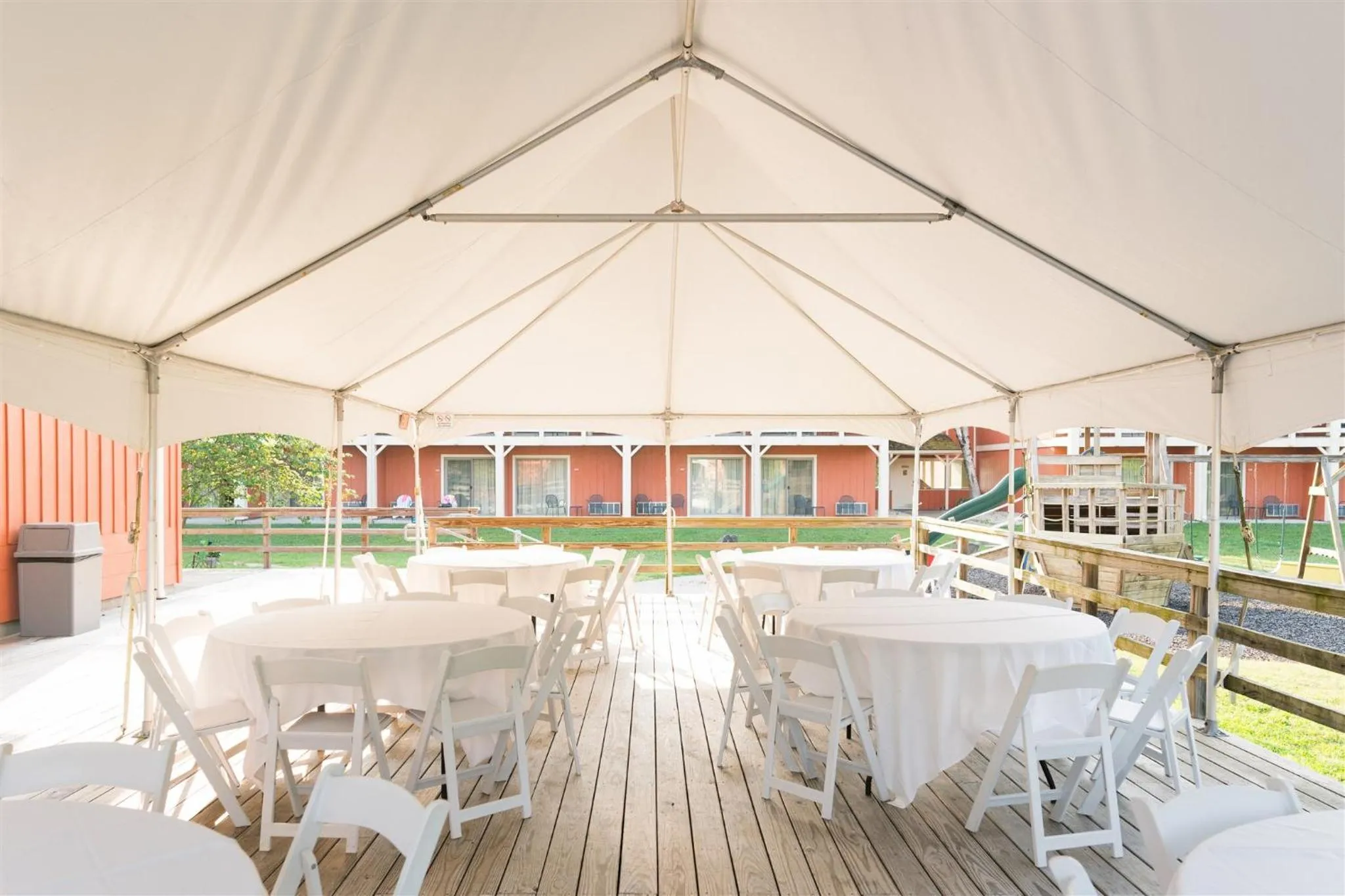 wedding in Brown County Inn