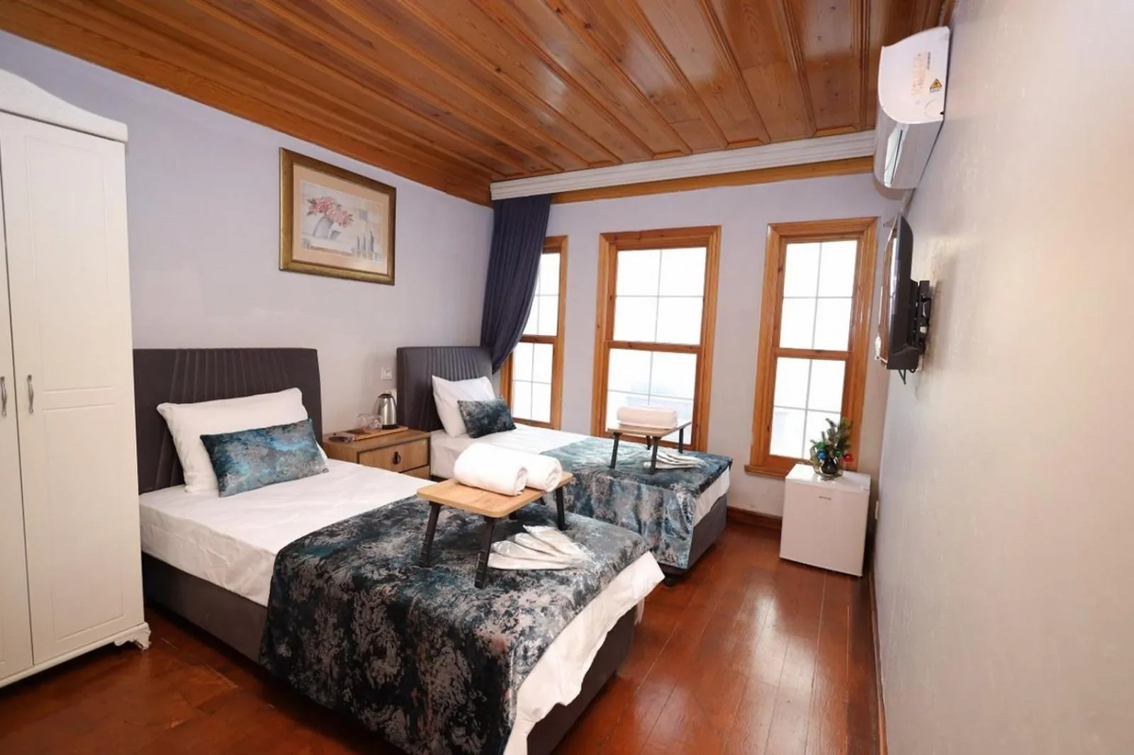 Bed in The Trip istanbul Hotel