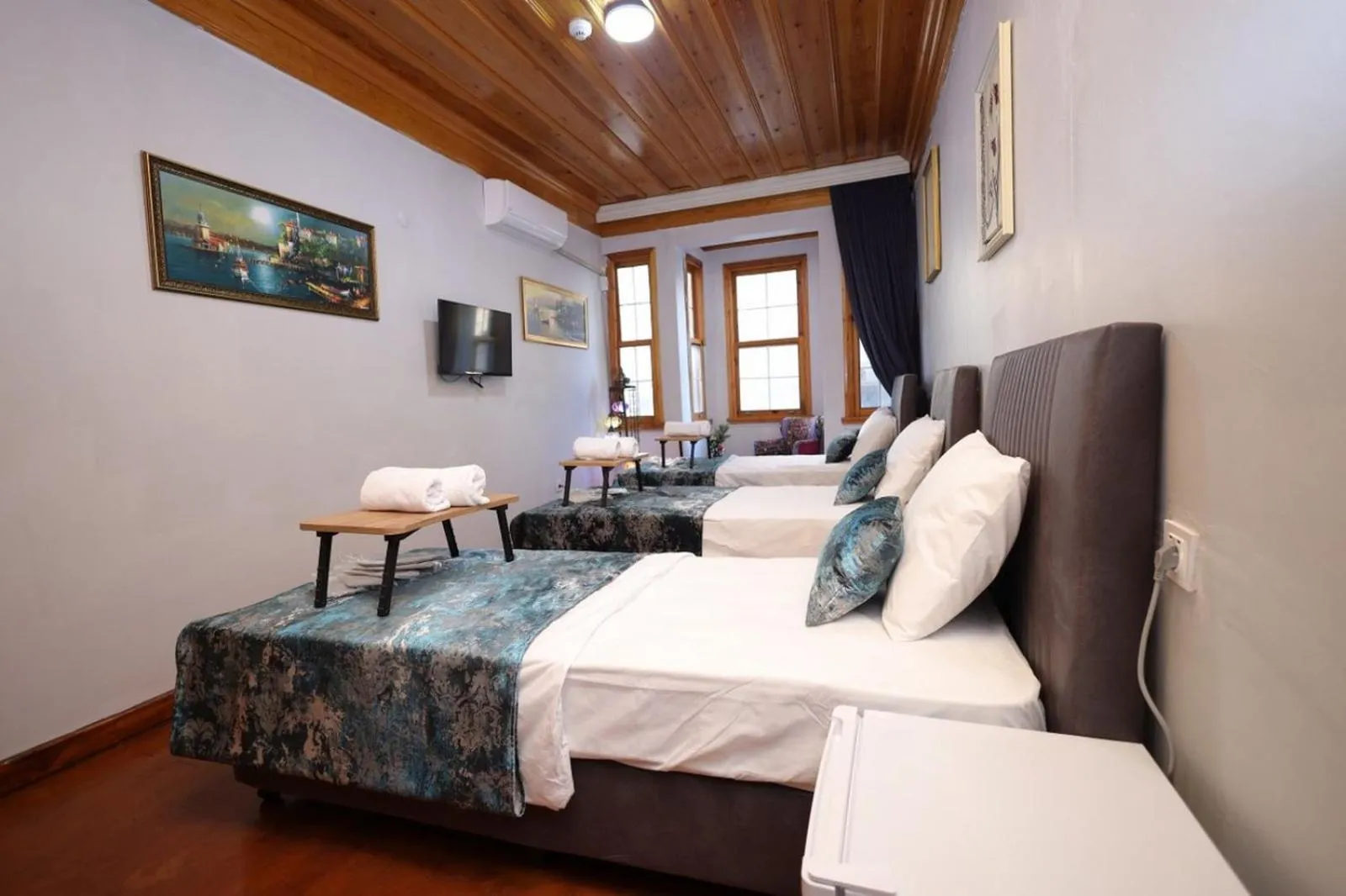 Bed in The Trip istanbul Hotel